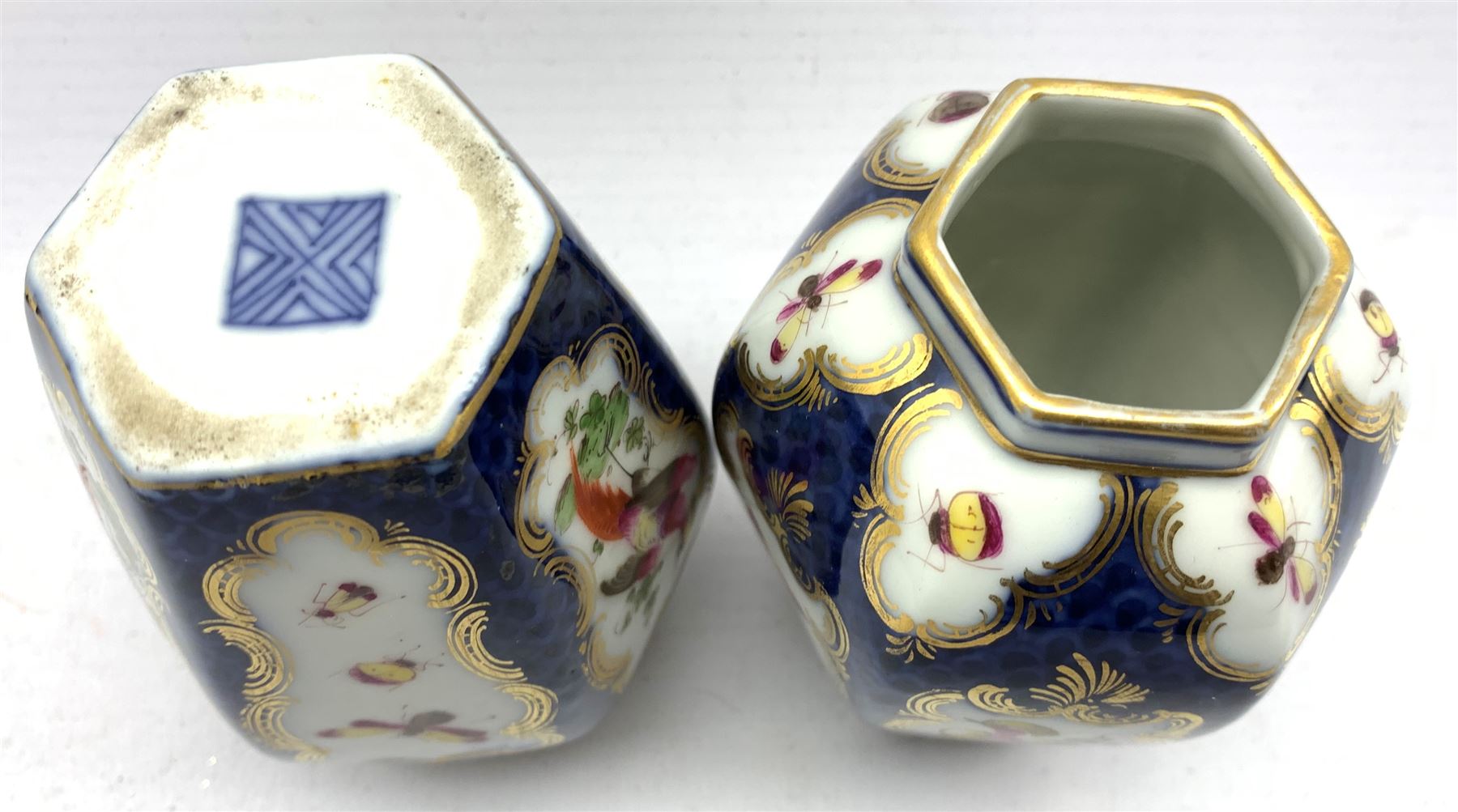 Pair of Paris porcelain hexagonal vases - Image 2 of 2