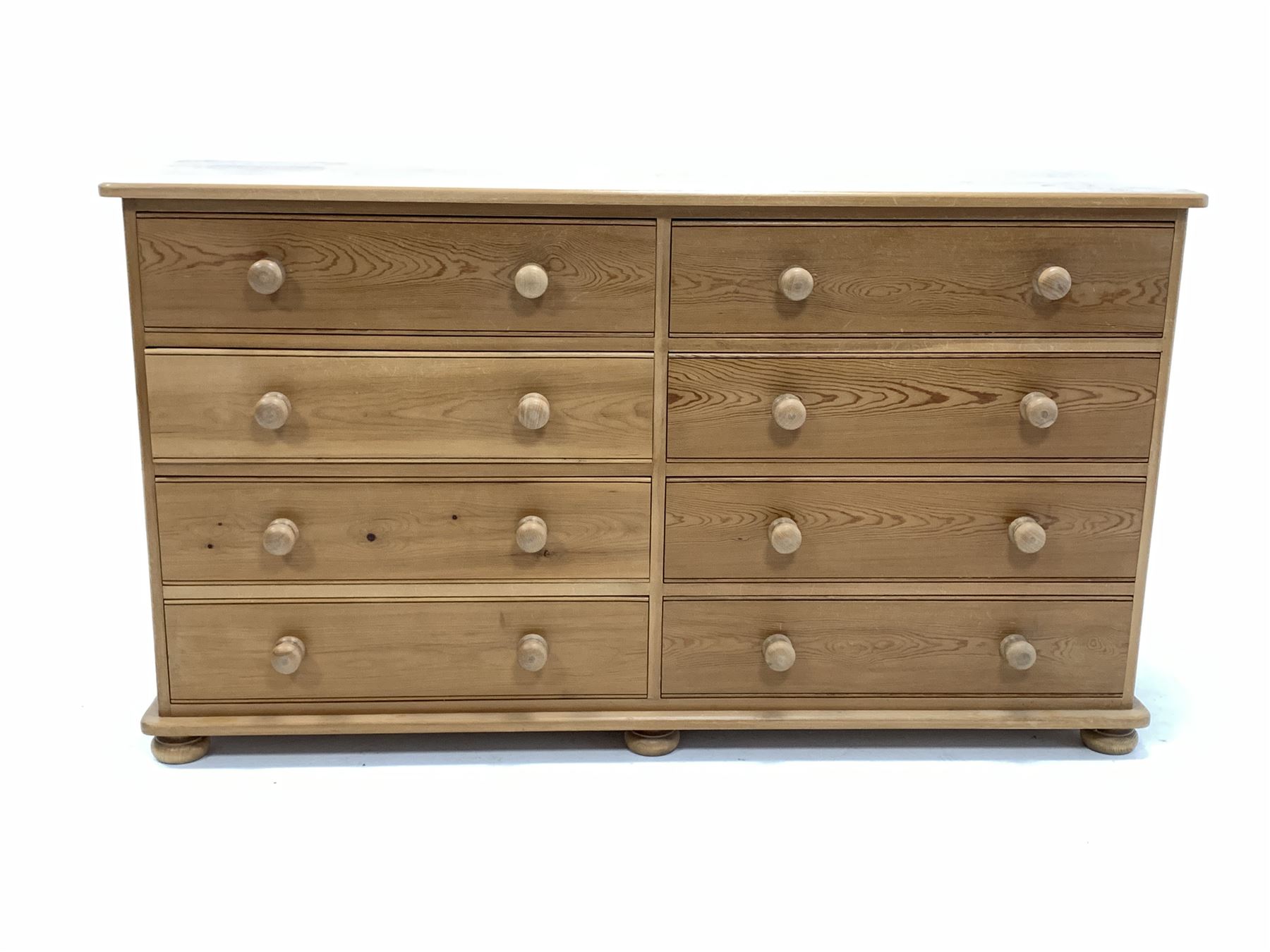 Solid pine chest - Image 2 of 3