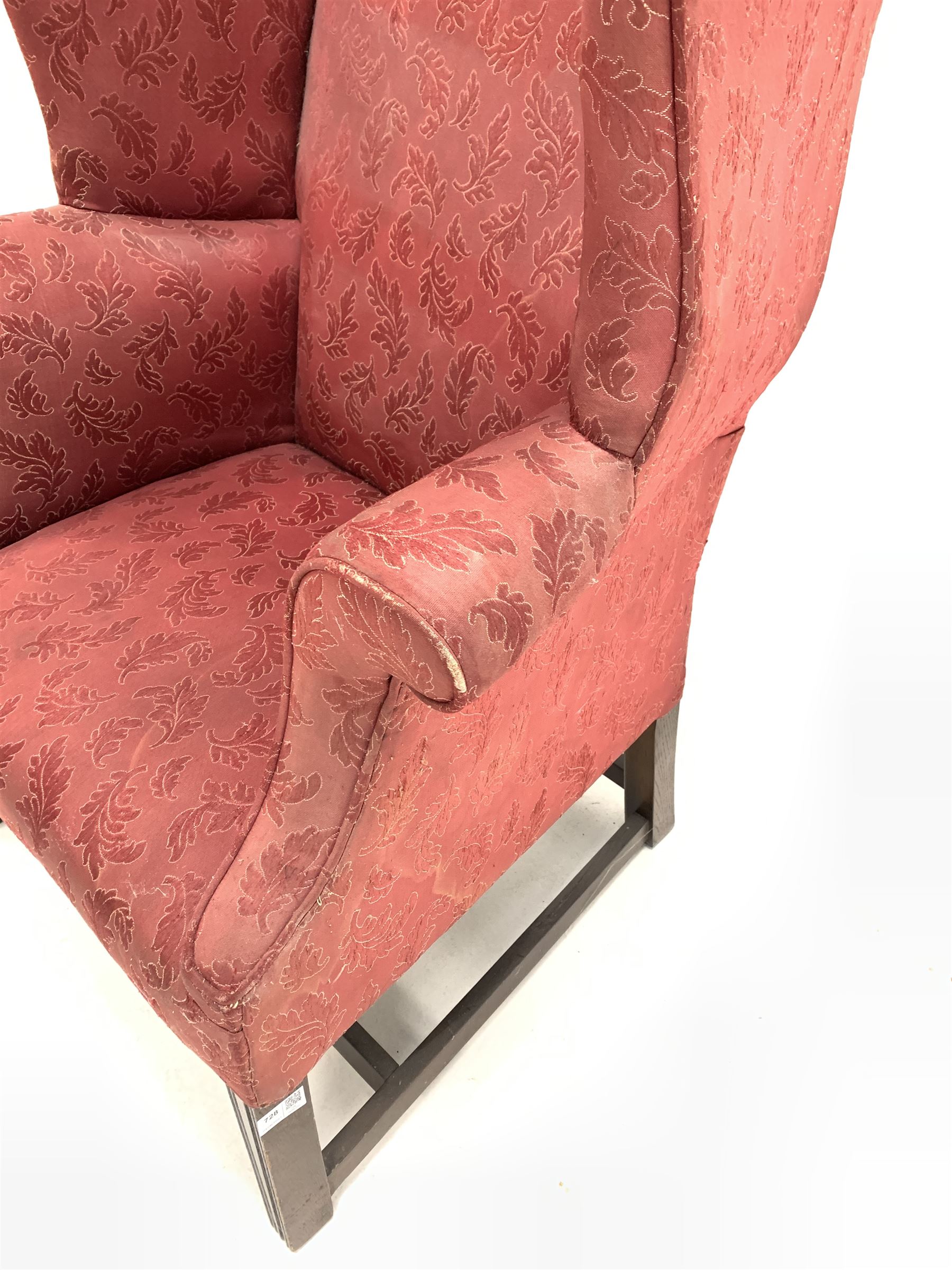 Georgian style high wing back armchair upholstered in claret red floral fabric - Image 3 of 5