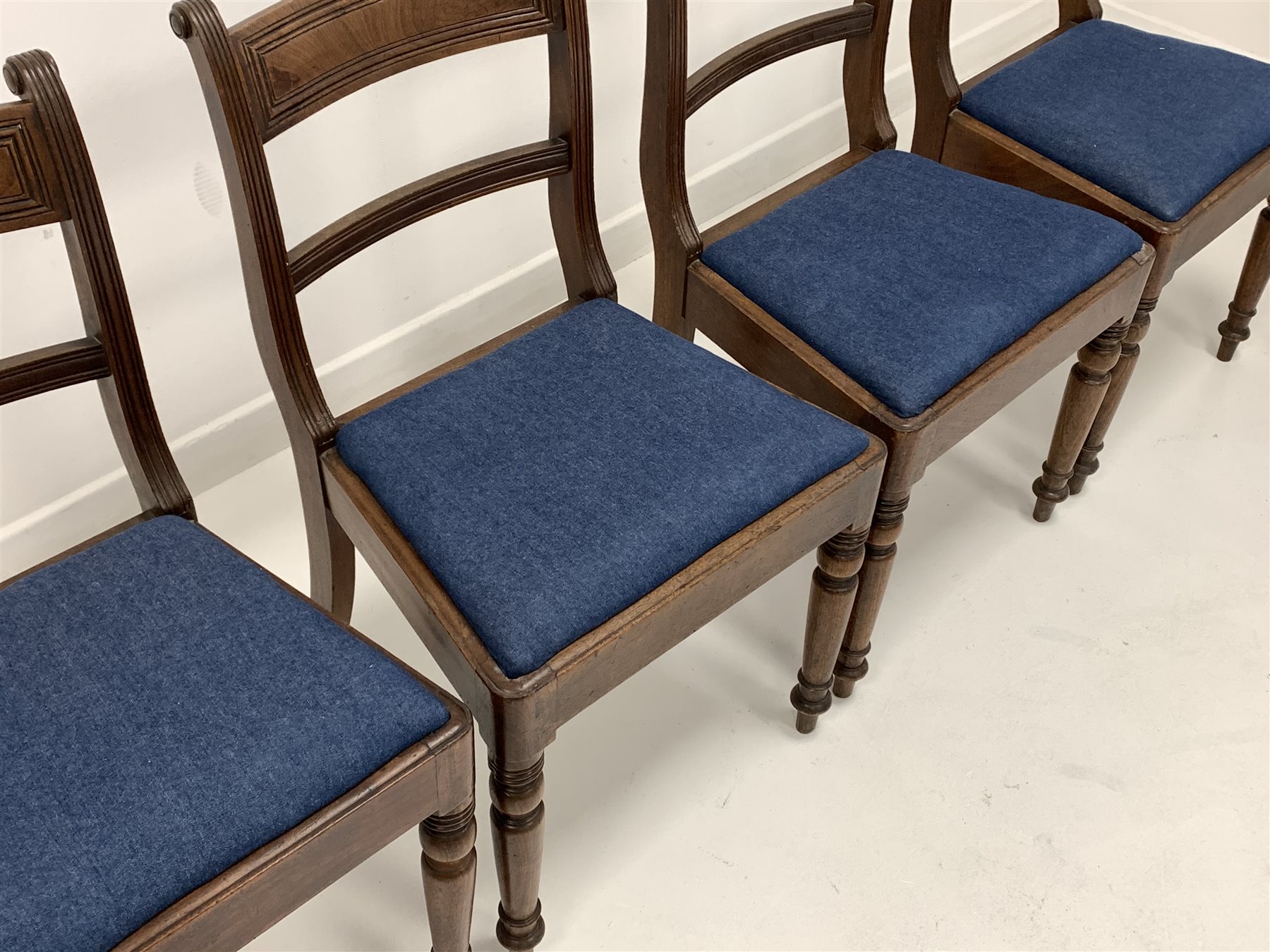 Set four early 19th century mahogany dining chairs - Image 5 of 5