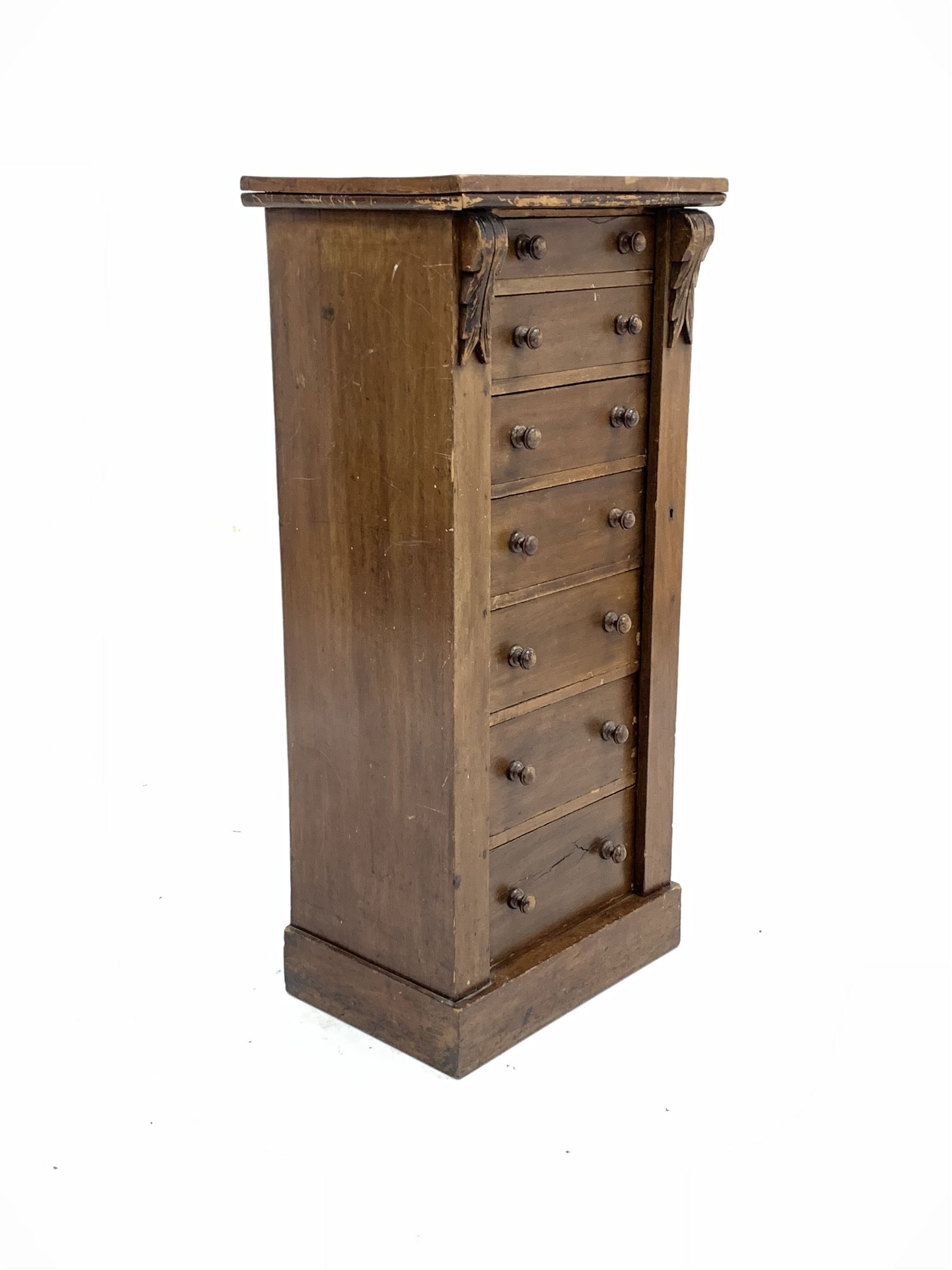 Mahogany pedestal chest