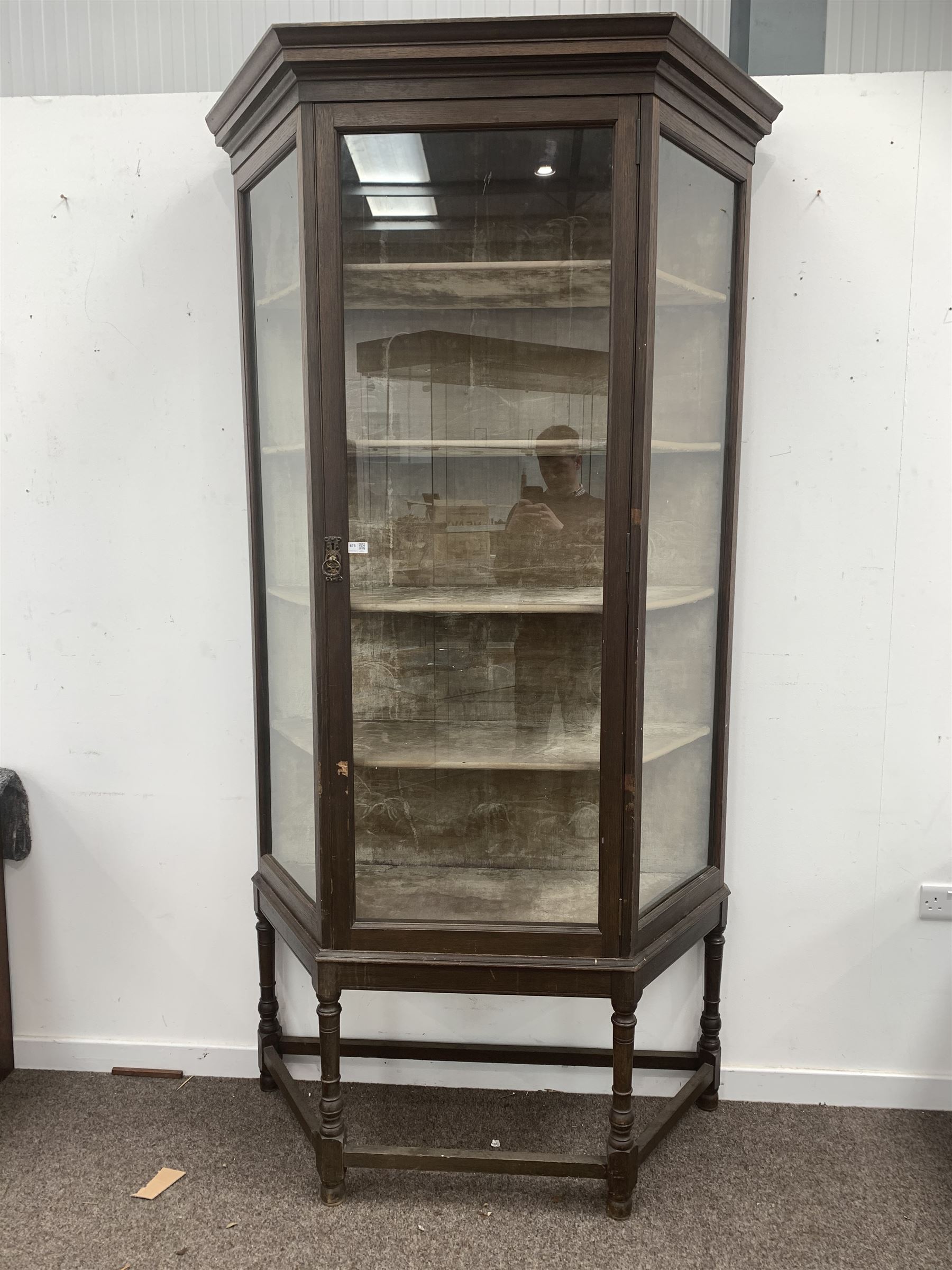 Large early 20th century oak shop display cabinet - Image 2 of 6