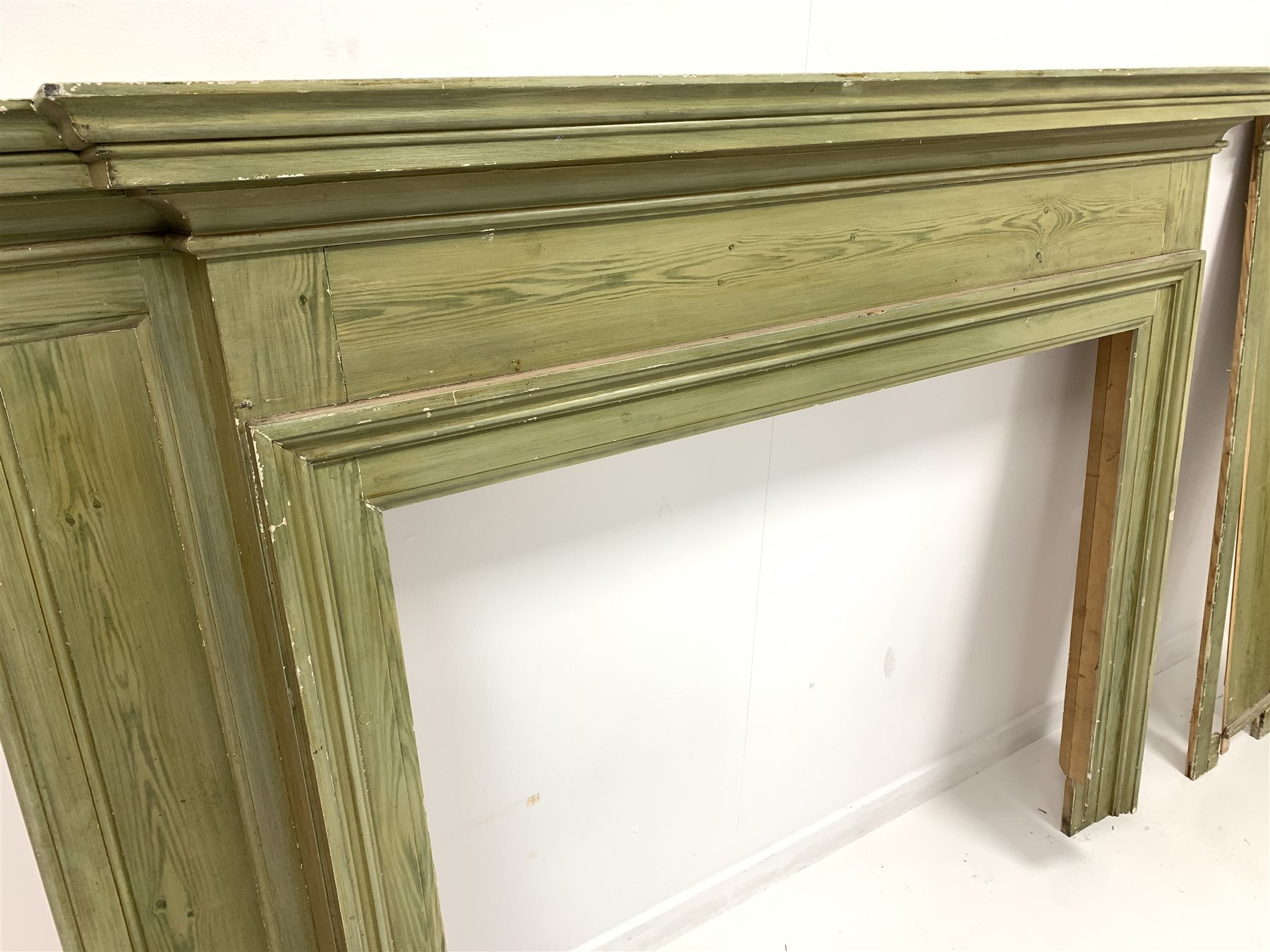 Early 20th century painted pine fire surround - Image 3 of 3