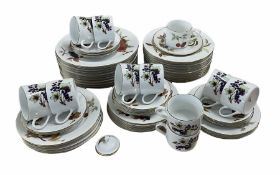 Royal Worcester Evesham dinner and tea ware comprising eleven dinner plates