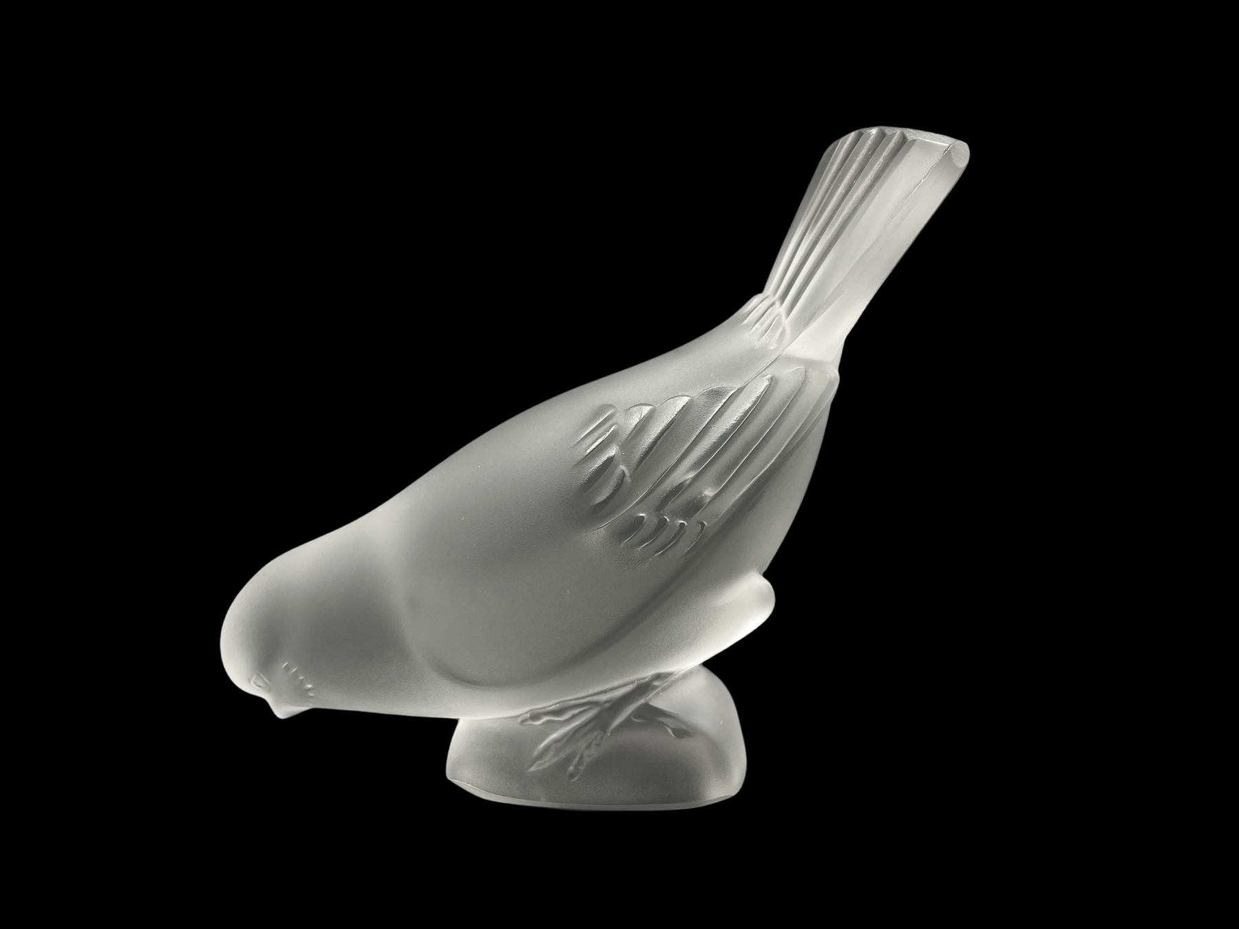 Lalique frosted glass model of a Sparrow feeding - Image 2 of 3