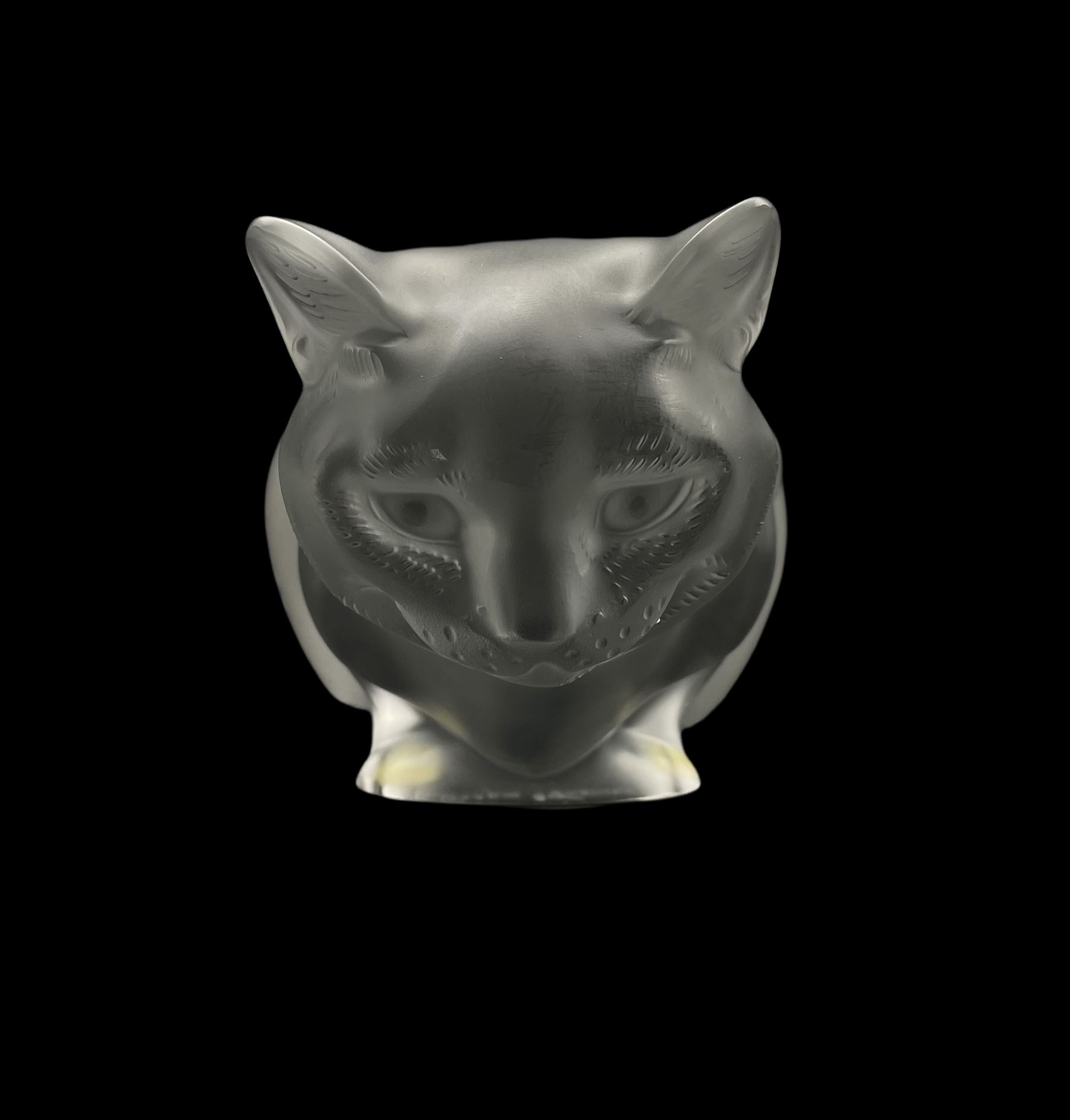 Lalique frosted glass model of a Cat 'Chat Coucha' - Image 2 of 5