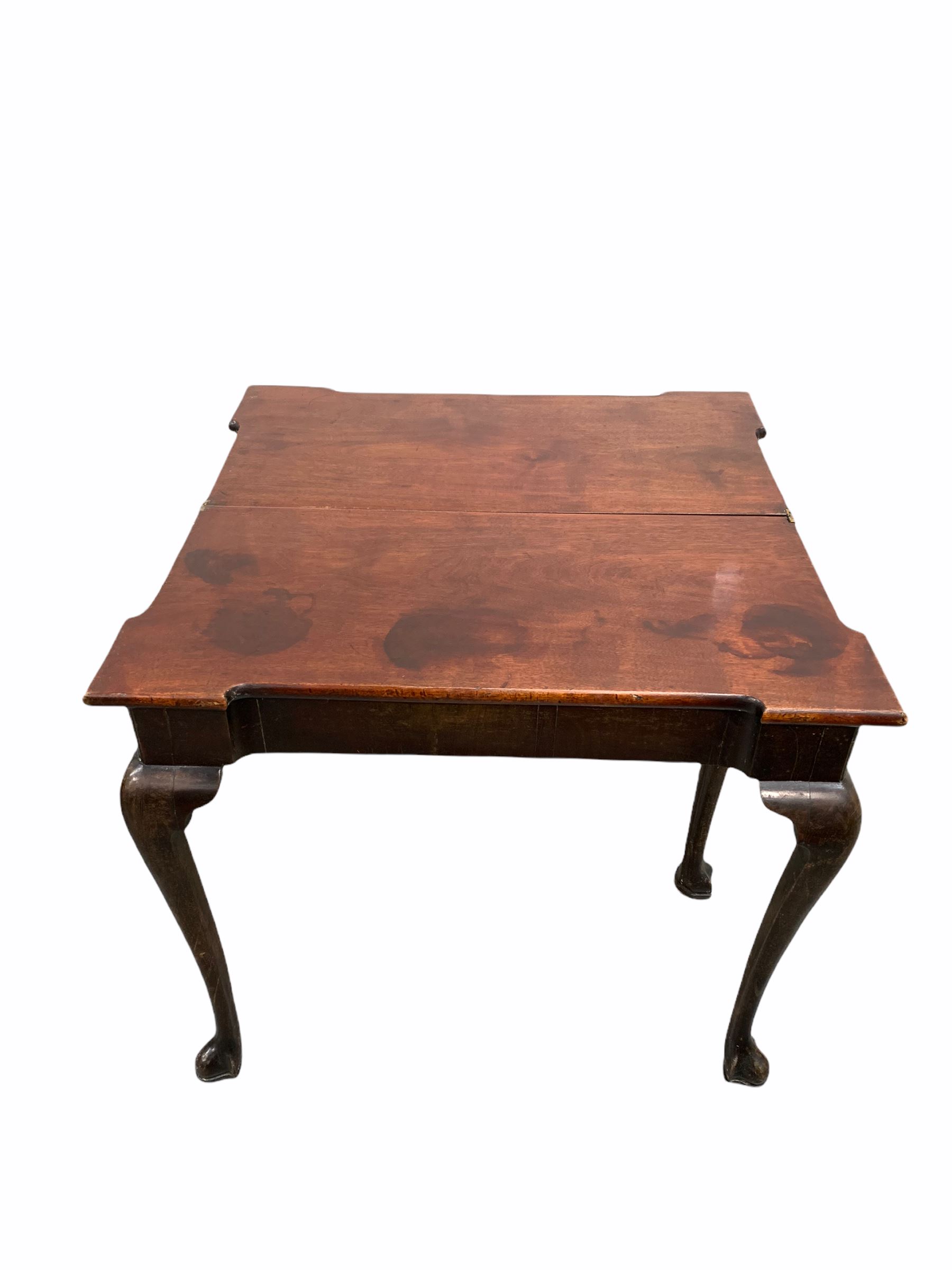 George II mahogany fold over tea table - Image 9 of 10