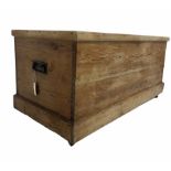 Late 19th century pine blanket box