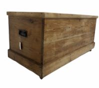 Late 19th century pine blanket box