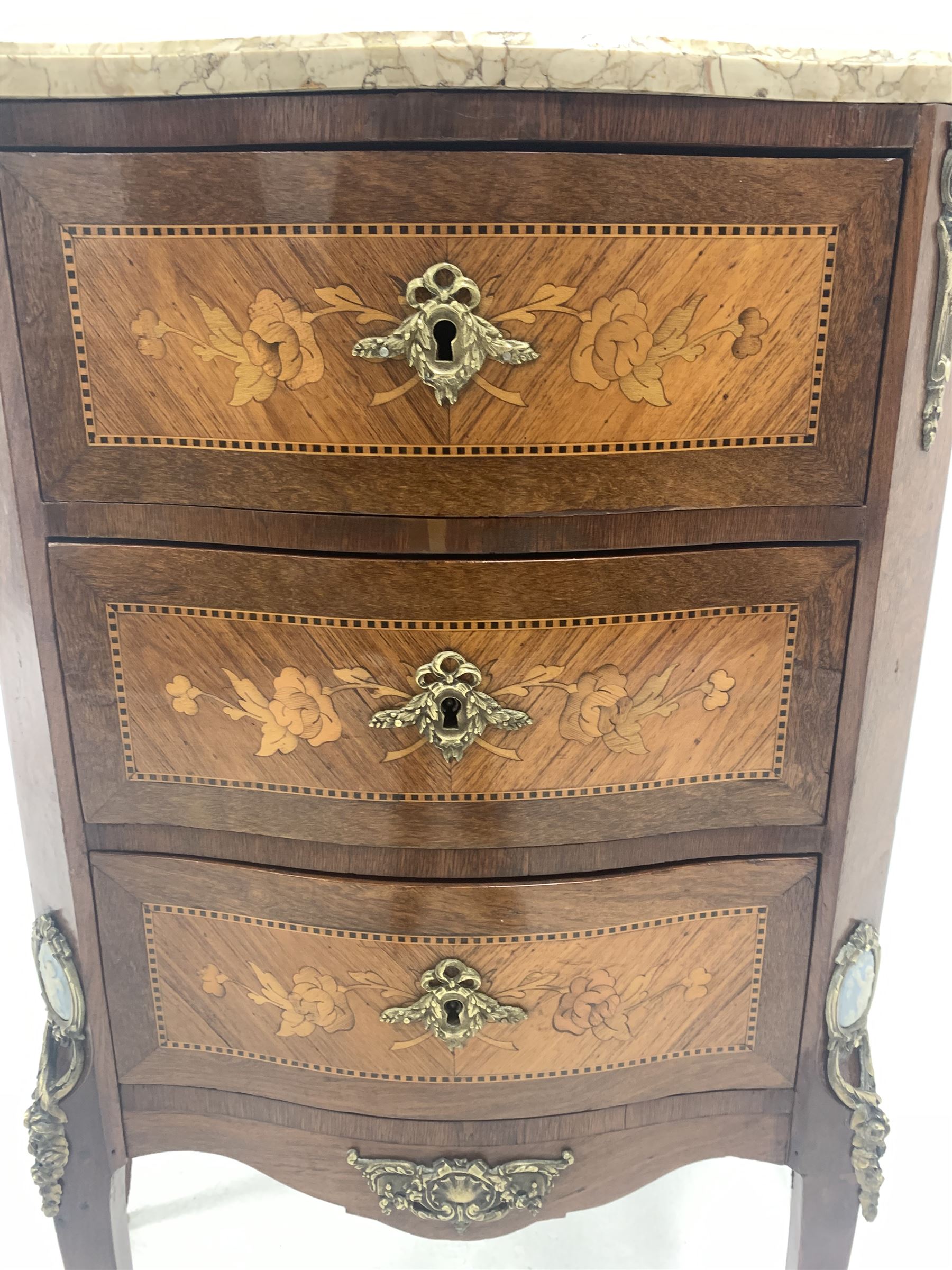 Early 20th century French walnut and kingwood commode - Image 6 of 6