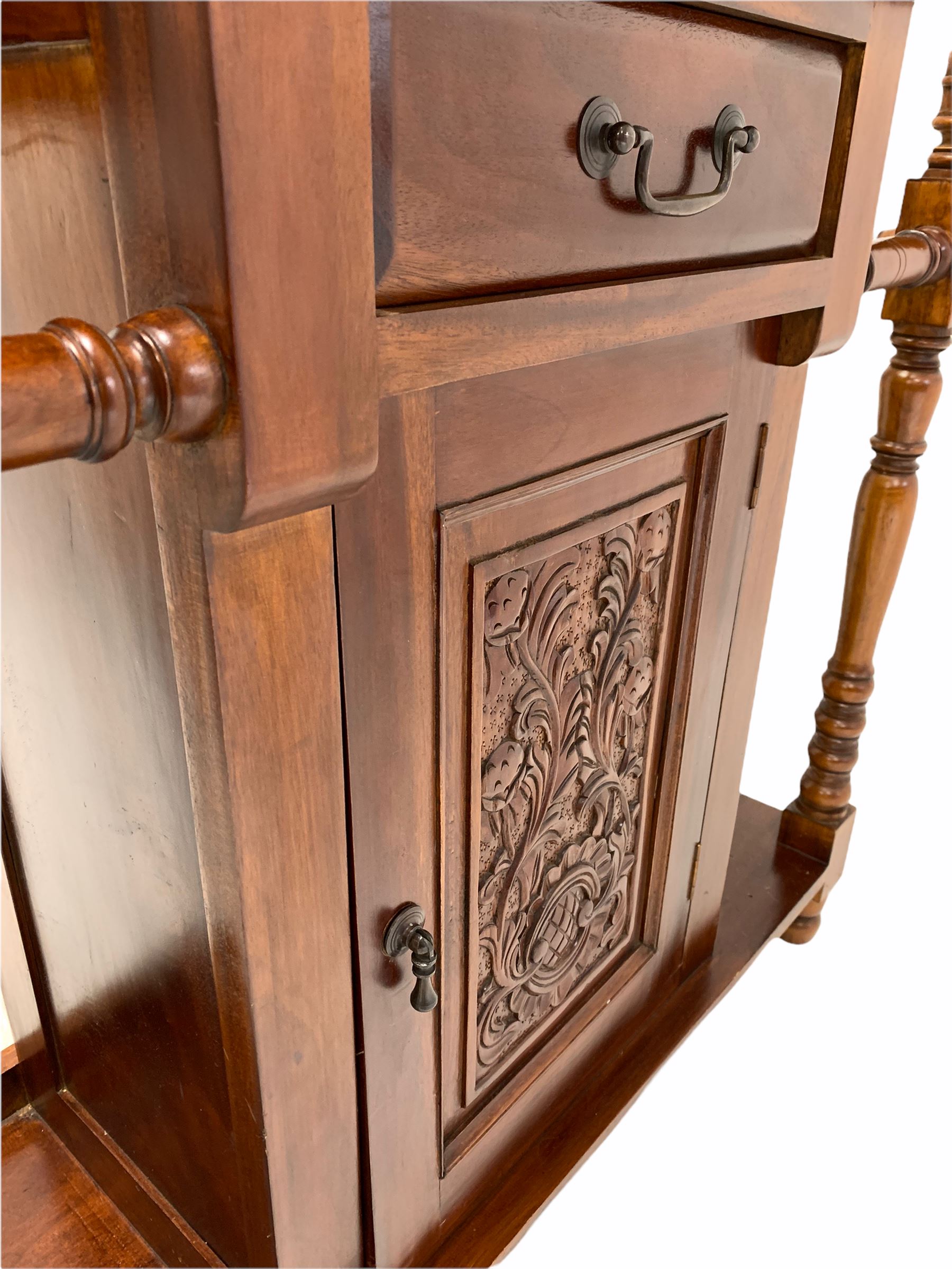 Edwardian style walnut hall stand - Image 2 of 4