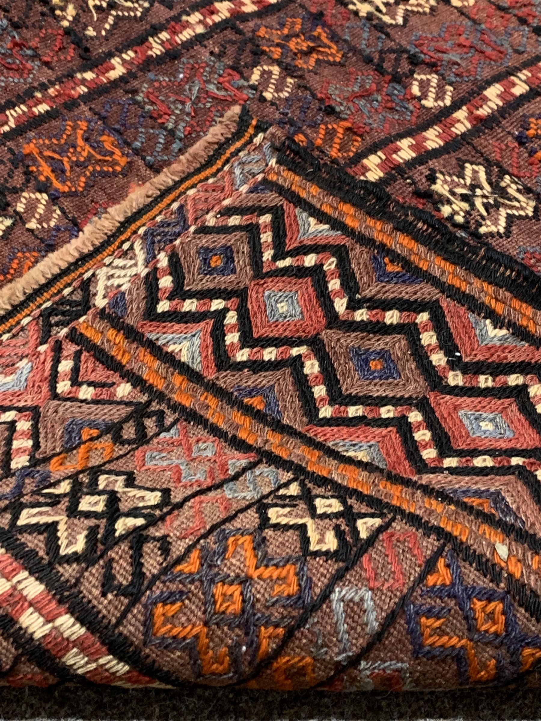 Persian Sumak Kilim flatweave ground rug - Image 2 of 3