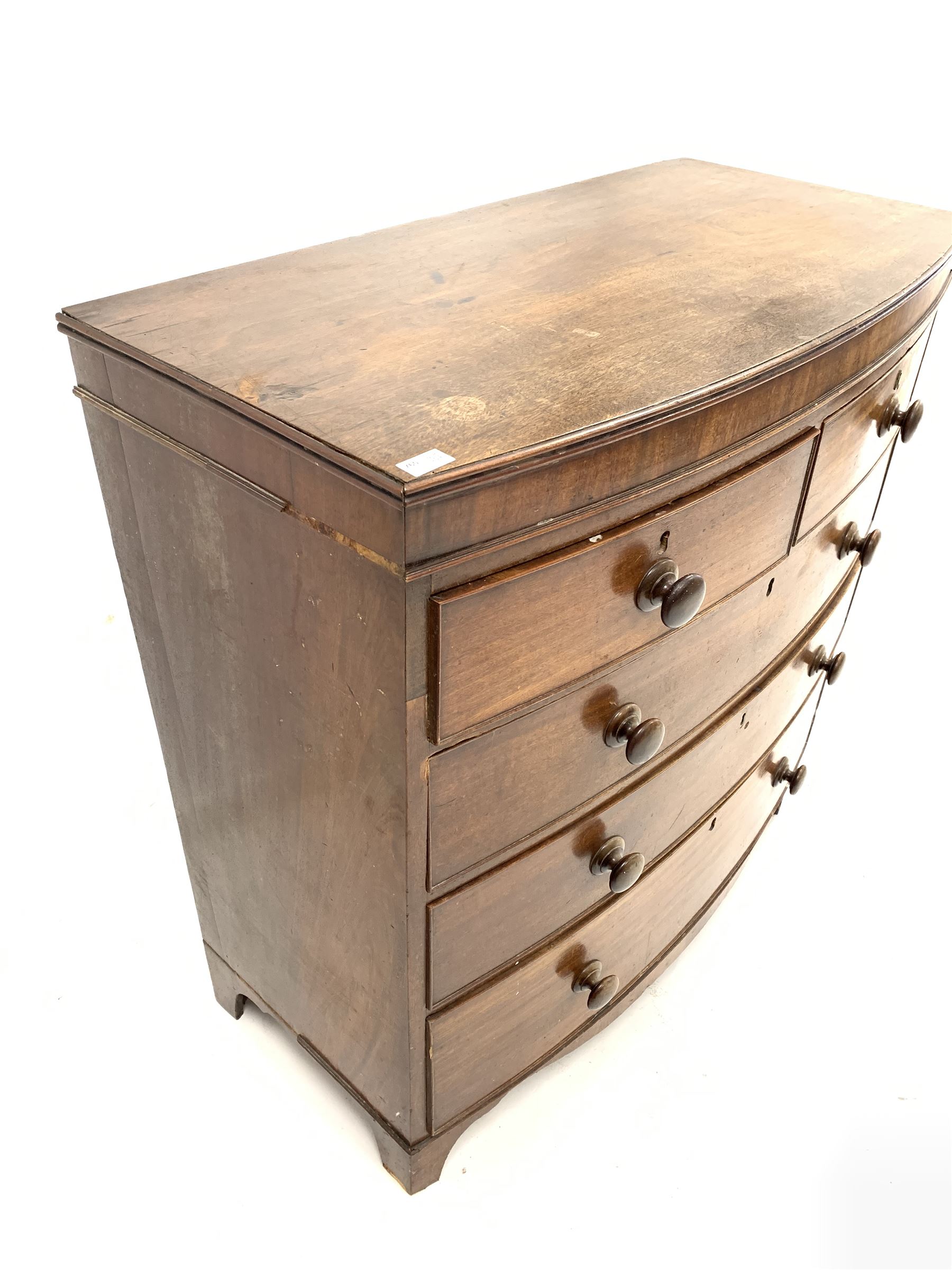 Victorian mahogany bow front chest fitted with two short and three long graduated drawers - Image 2 of 3