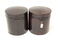 Pair of Chinese design lacquered hat boxes of cylindrical design D40cm