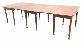 Georgian mahogany dining table