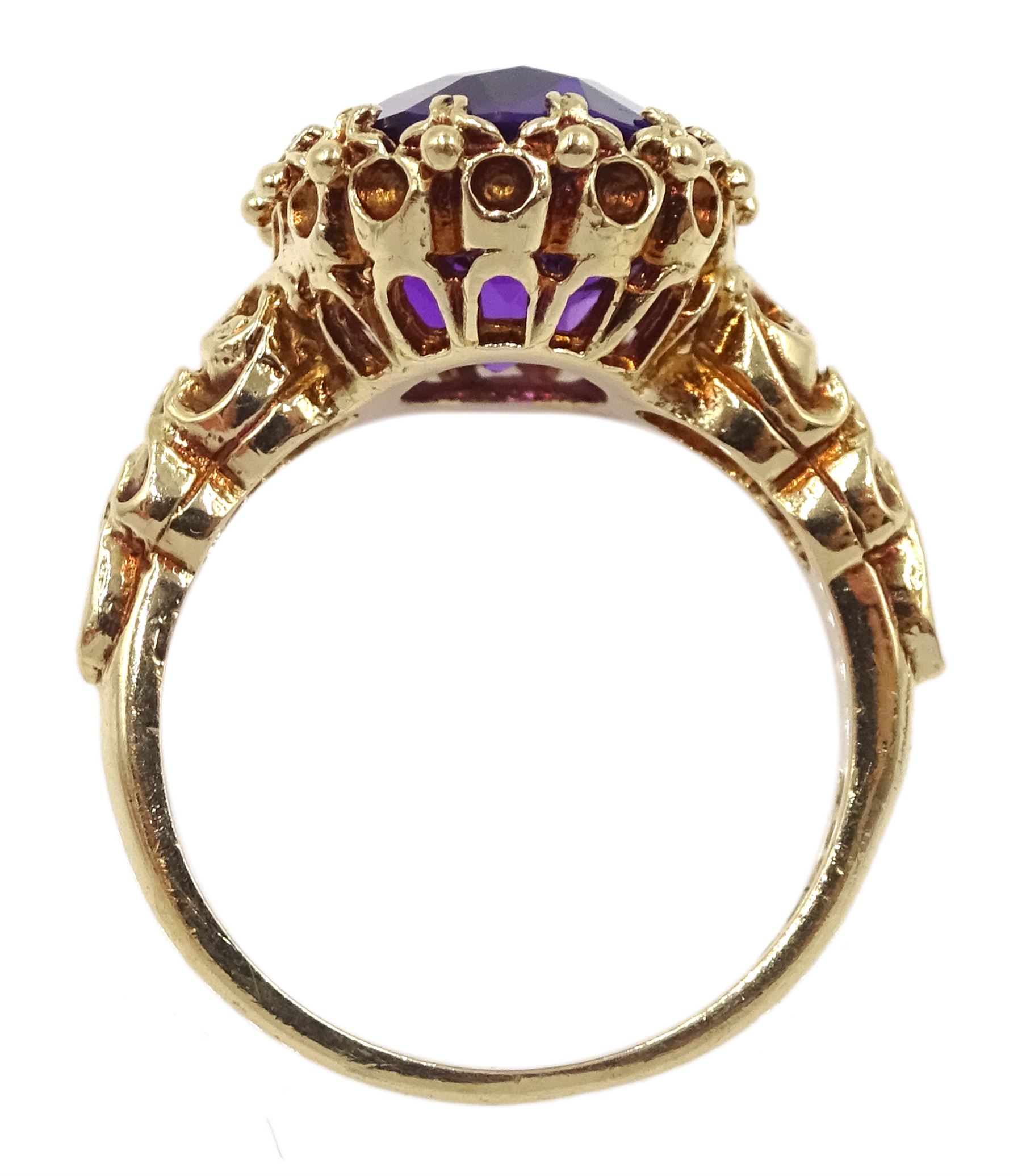 9ct gold single stone oval amethyst ring - Image 4 of 4