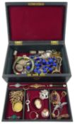 Victorian and later jewellery including gold bar brooch set with a diamond