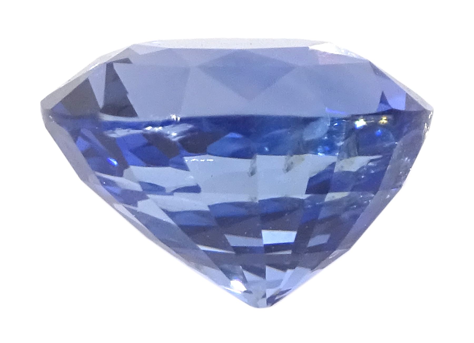 Loose oval mixed cut unheated pastel cornflower blue sapphire of 2.75 carat - Image 2 of 4