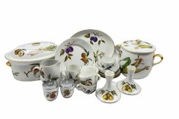 Royal Worcester 'Evesham' pattern tea and dinner wares including ramekins