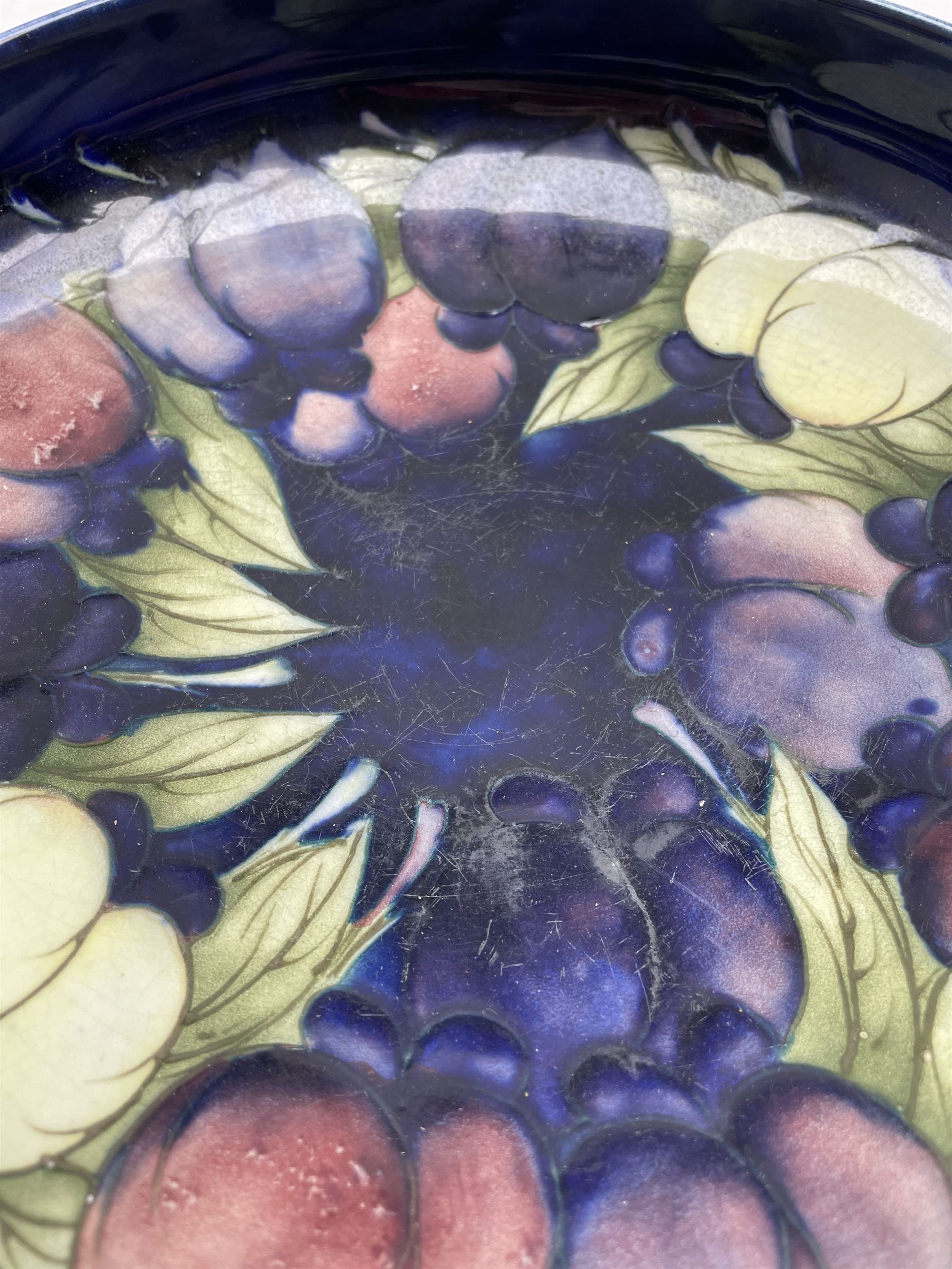 Moorcroft circular bowl decorated with the wisteria and plum pattern - Image 4 of 4