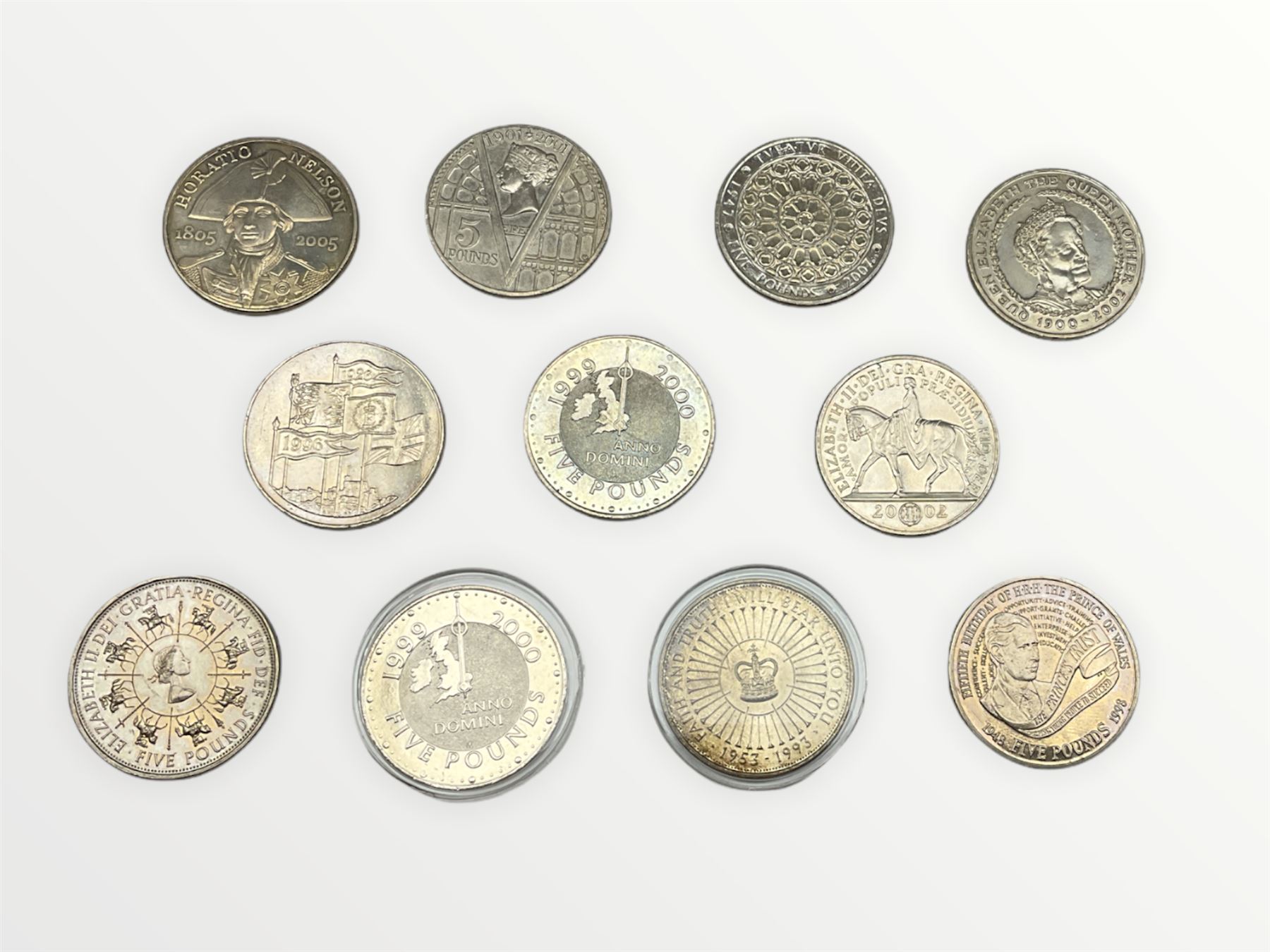 Eleven Queen Elizabeth II United Kingdom five pound coins (11)