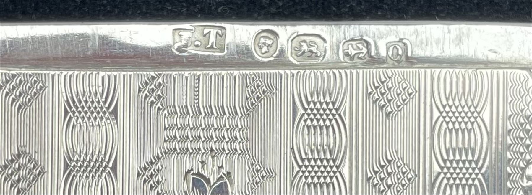 Victorian silver visiting card case with engraved decoration and cartouche with initials 'AN' 9cm x - Image 3 of 3