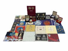 Ten United Kingdom brilliant uncirculated coin collections dated 1983
