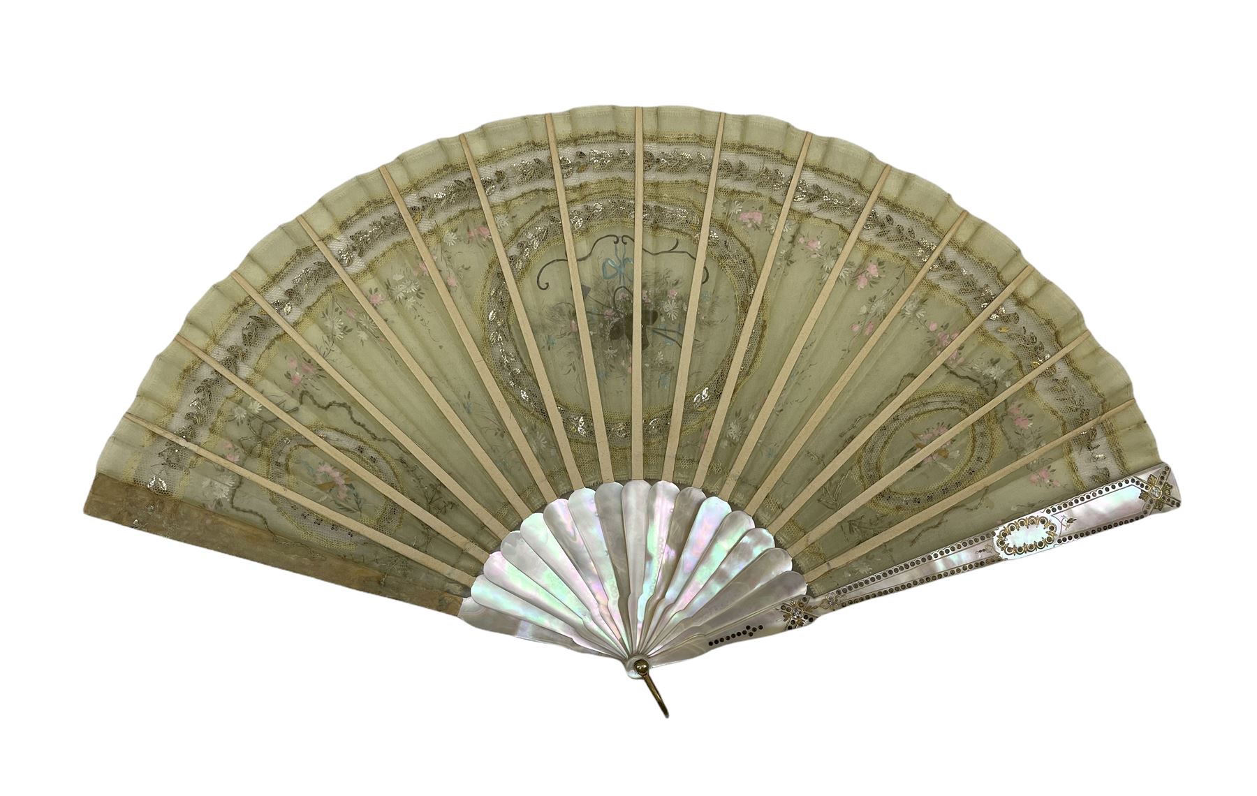 19th century Mother-of-Pearl and silk fan - Image 2 of 2