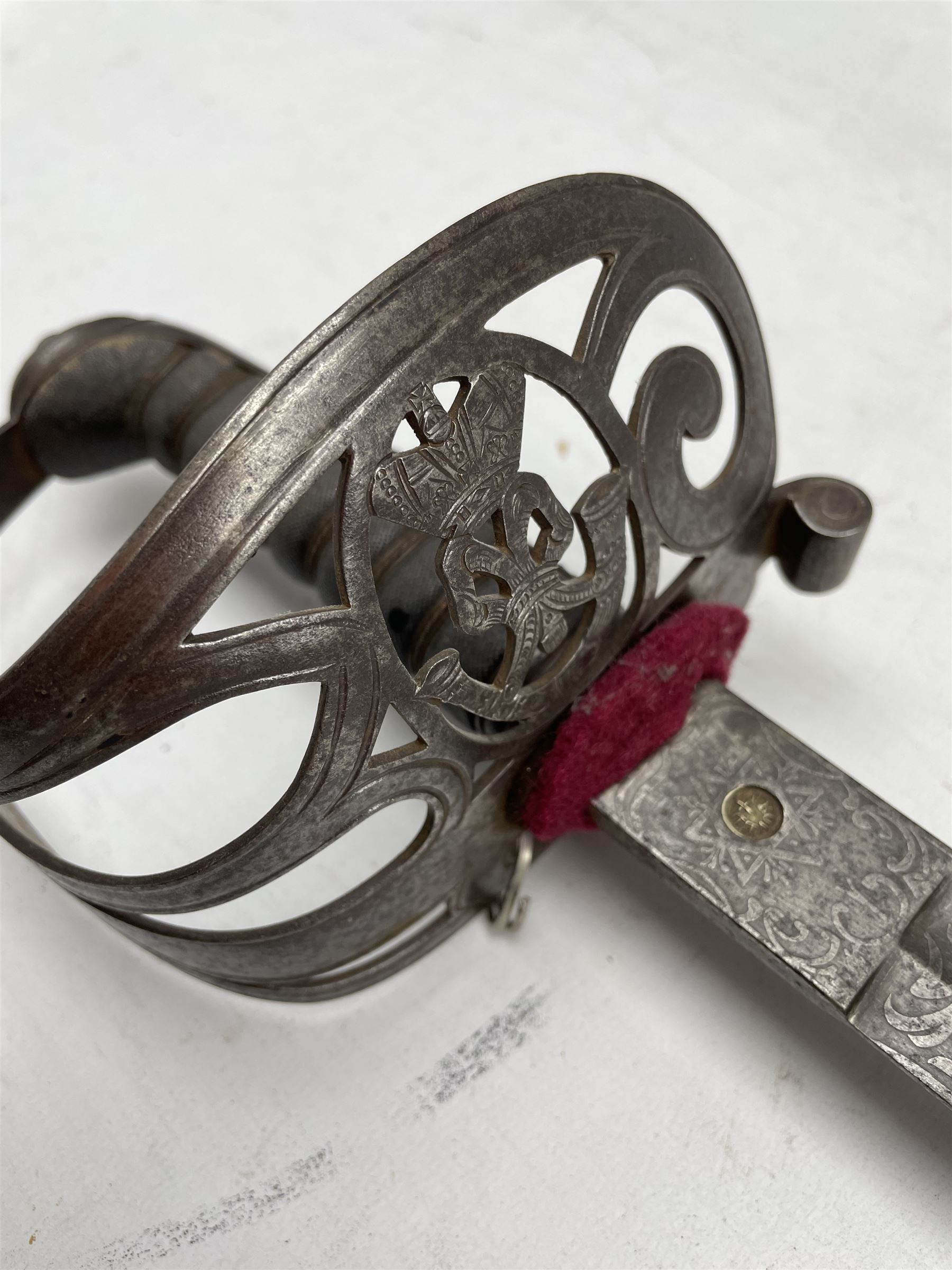 Victorian Queens Westminster Rifles officers sword with engraved blade inscribed 'Brissenden - Image 2 of 5