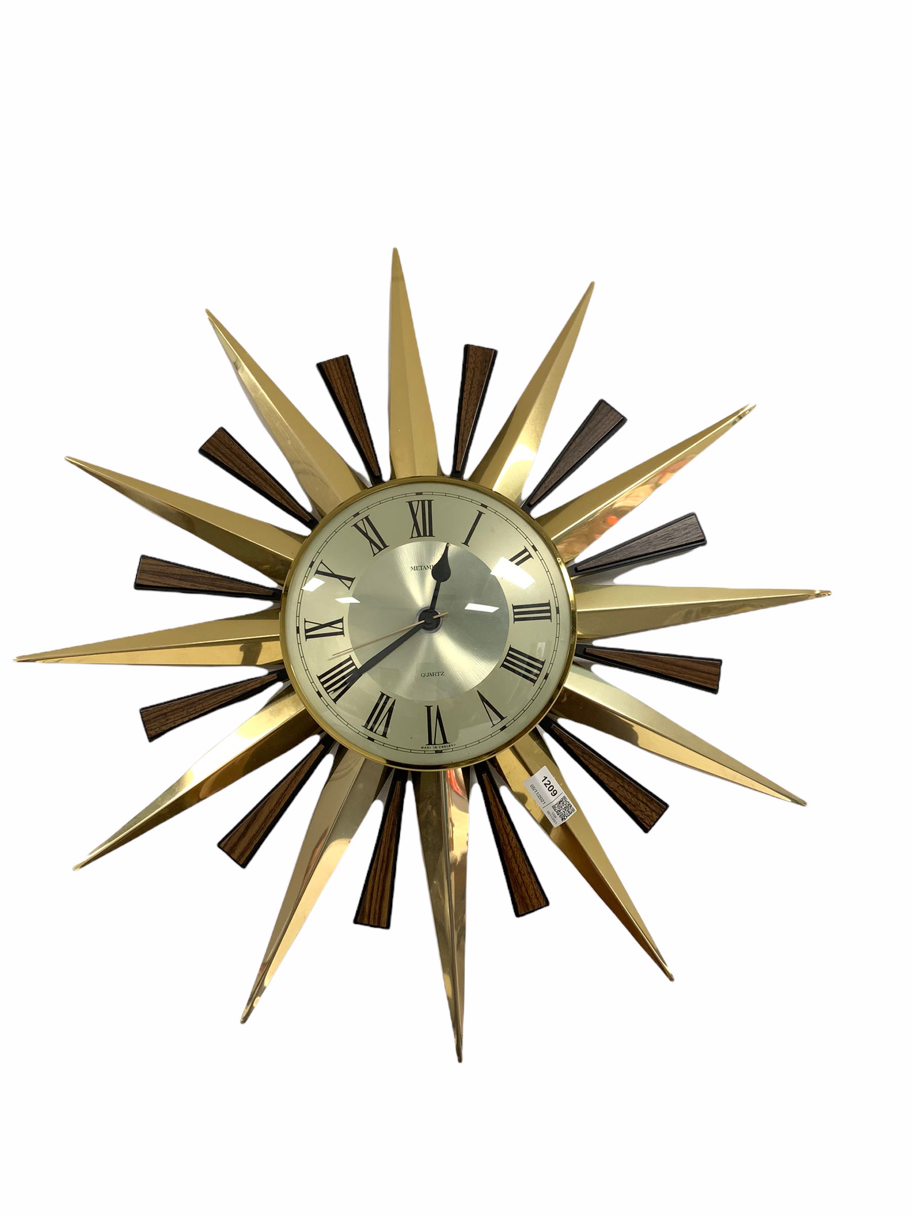 Metamic quartz sunburst clock