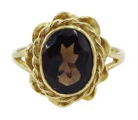 9ct gold singe stone smoky quartz ring