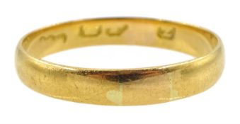 22ct gold wedding band