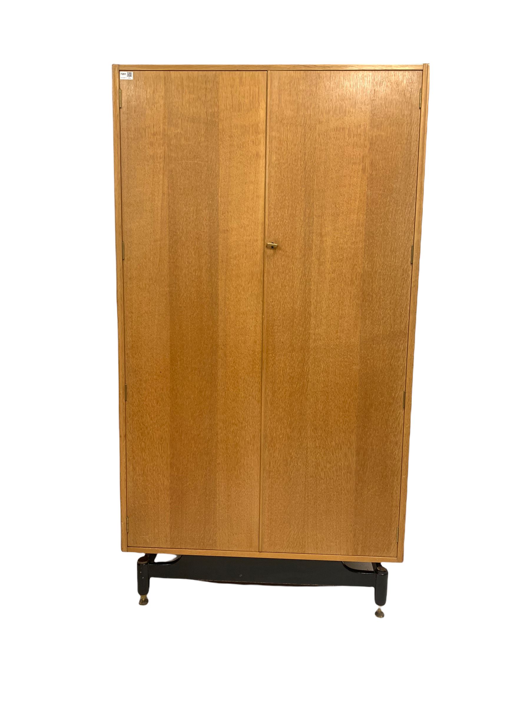 E Gomme for G-Plan - 'Brandon' range mid century vintage light oak double wardrobe - Image 2 of 4