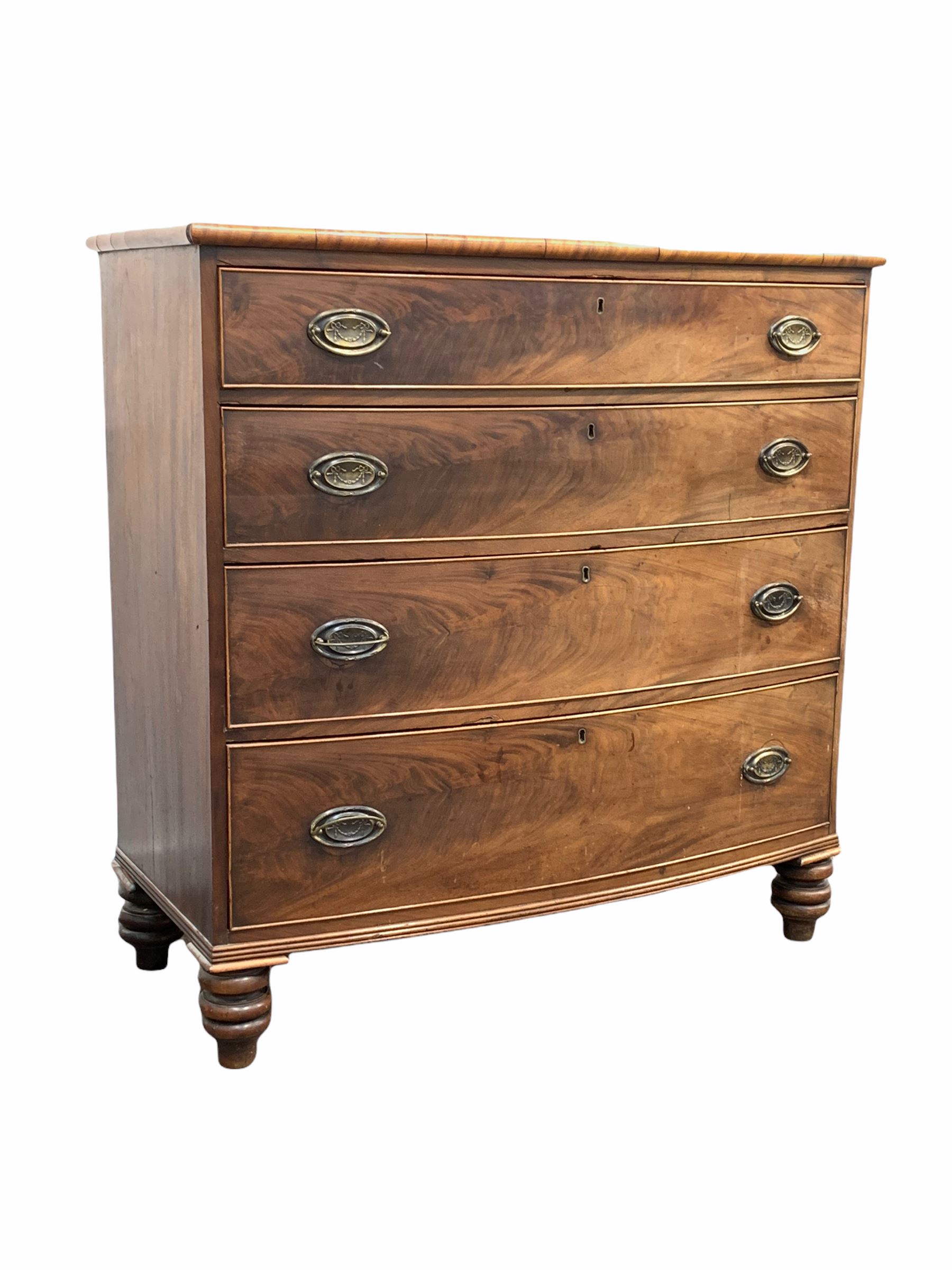 Mid 19th century mahogany bow front chest of drawers with four graduated drawers - Image 2 of 4