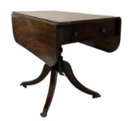 Georgian mahogany drop leaf table with single frieze drawer and one dummy drawer to reverse