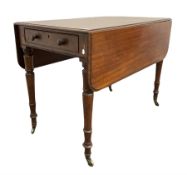 Victorian mahogany Pembroke table