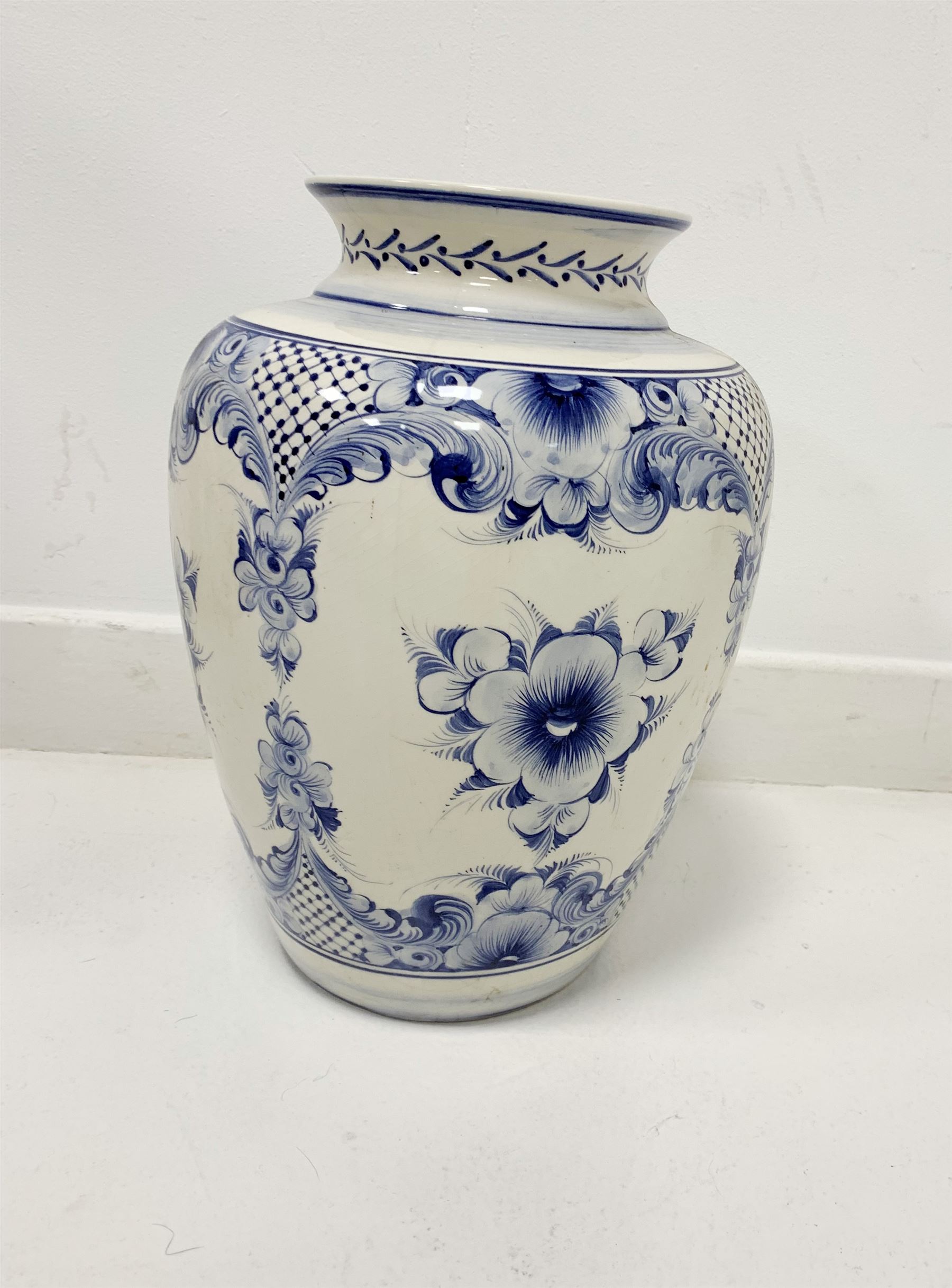 Large Delft type vase