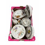 Royal Worcester Evesham part dinner ware and other similar dinner ware in one box