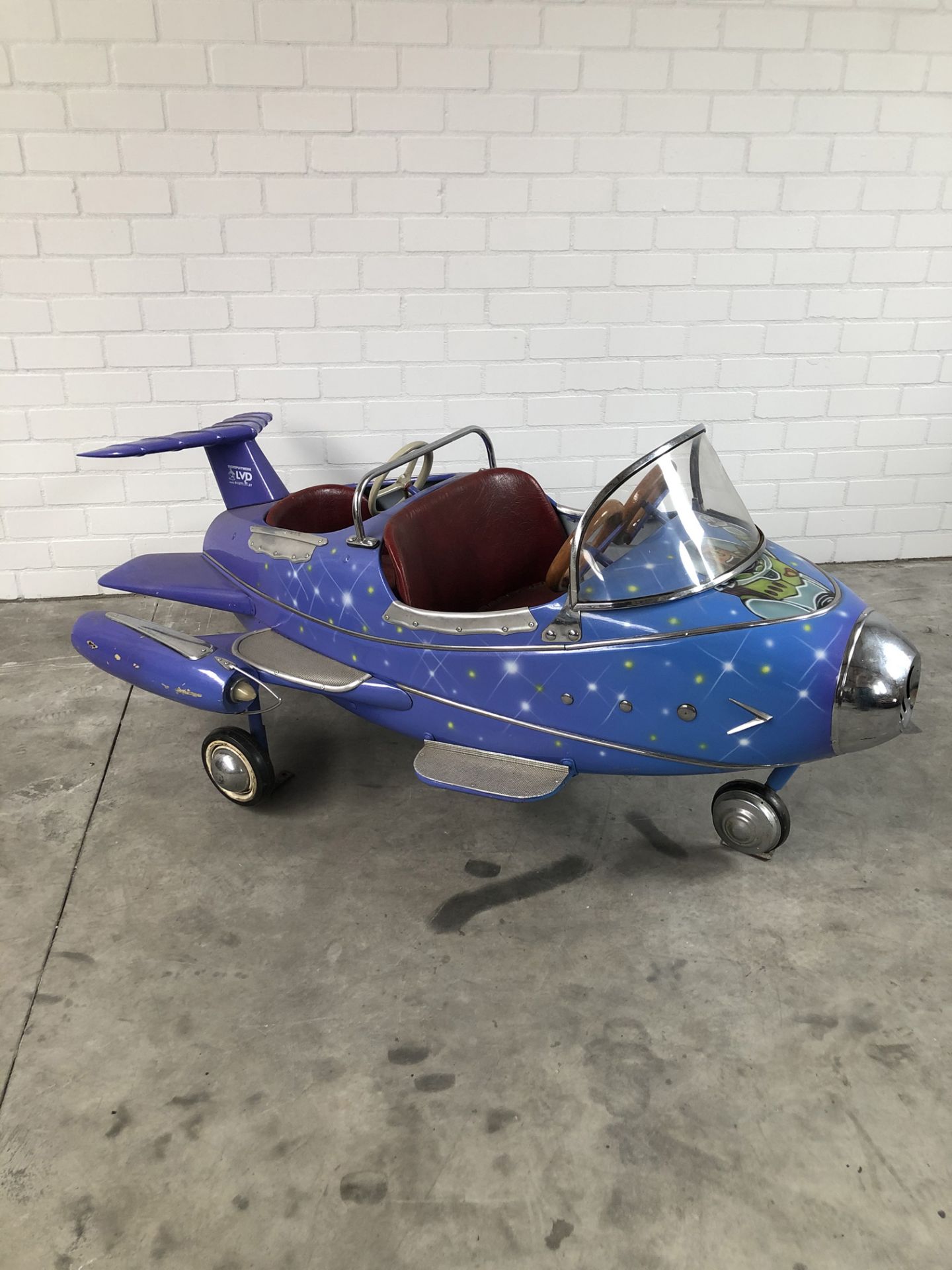 L'Autopede Carousel Jet Fighter - Image 6 of 15
