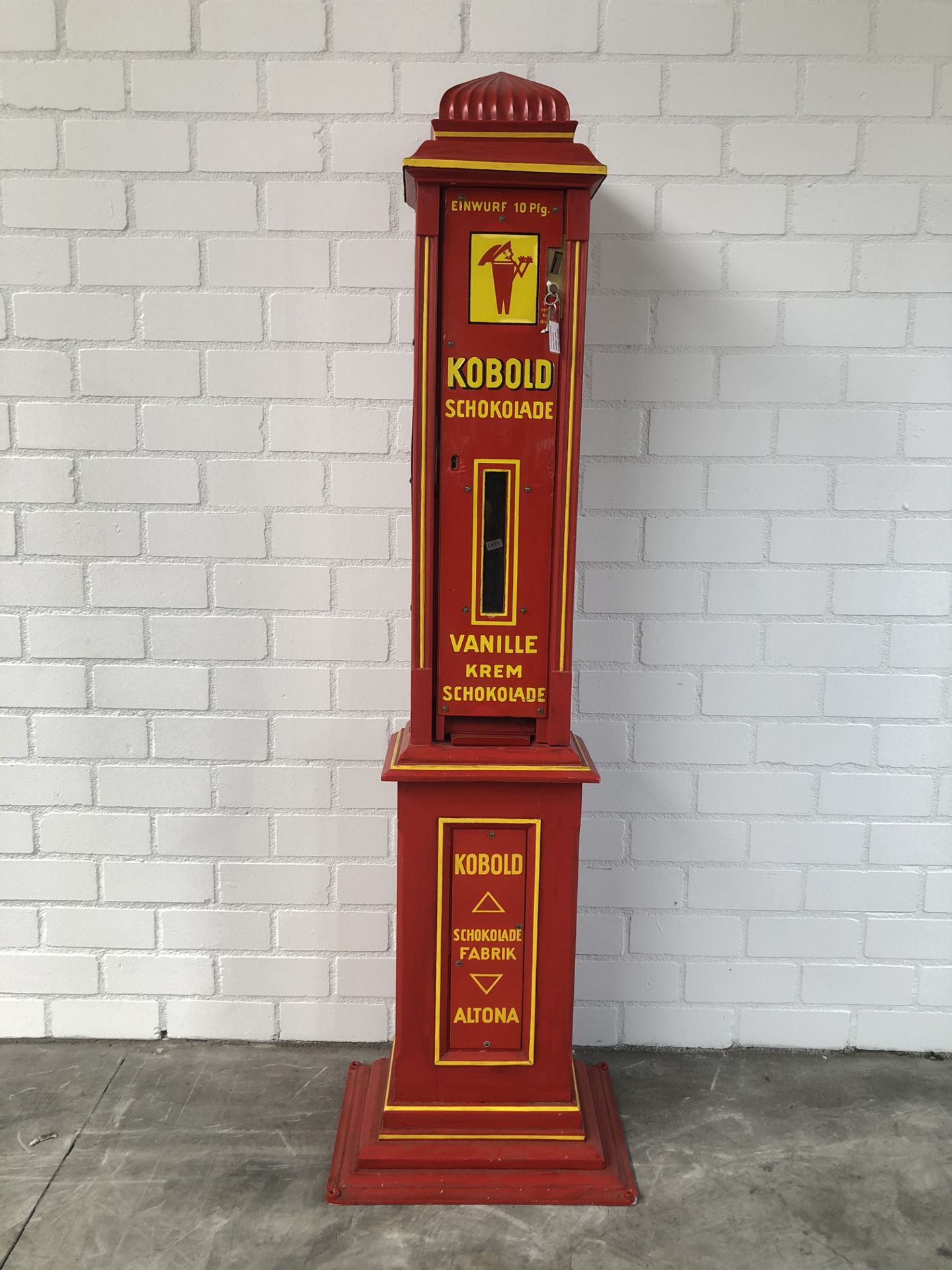 Original 1915 Kobold Chocolate Vending Machine - Bild 2 aus 14