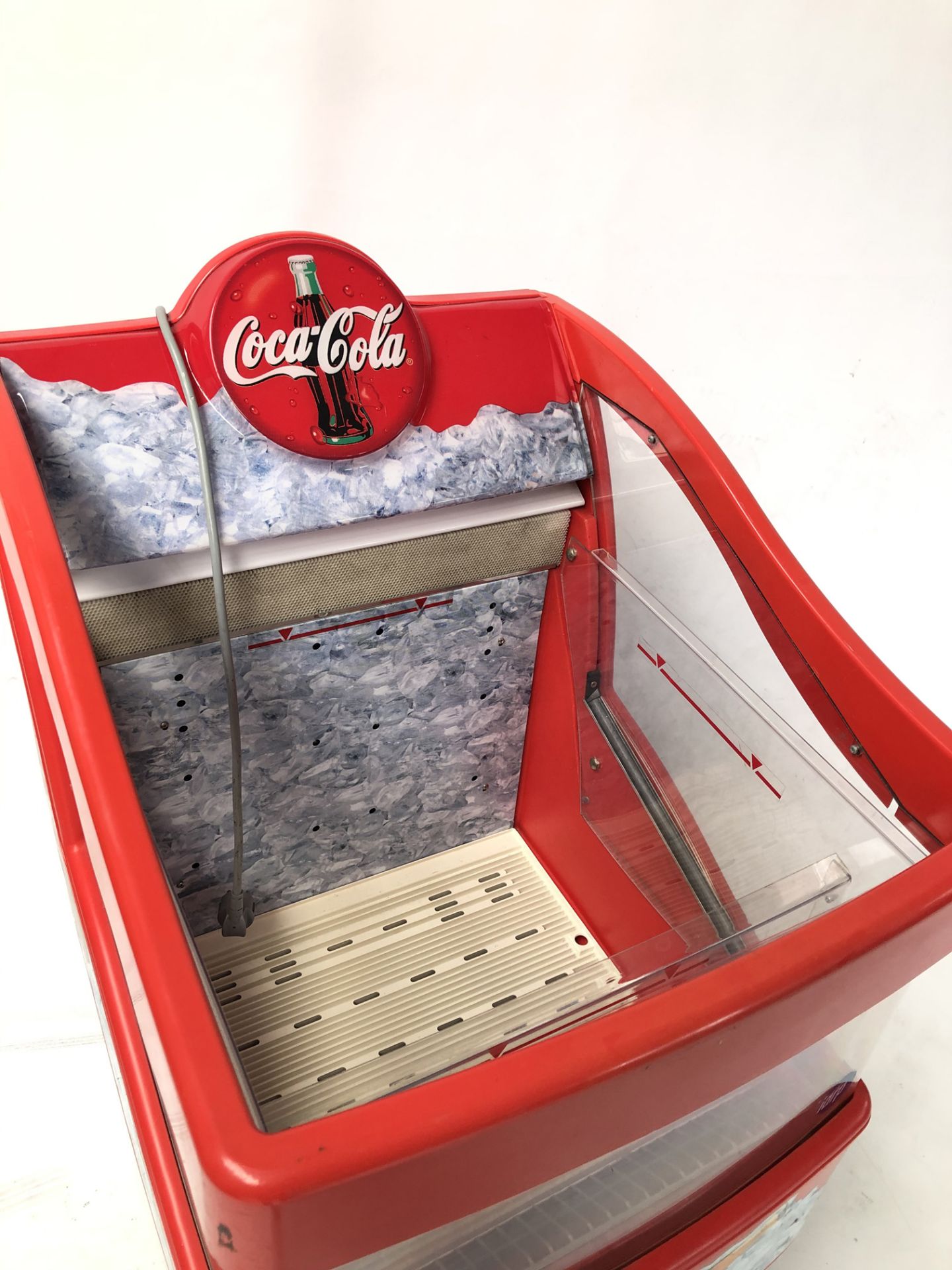 Original 220V Coca Cola bottle cooler - Image 3 of 5