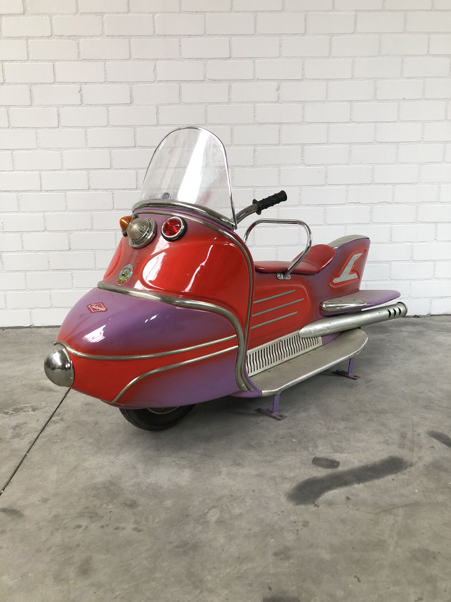 L'Autopede Carousel Scooter 