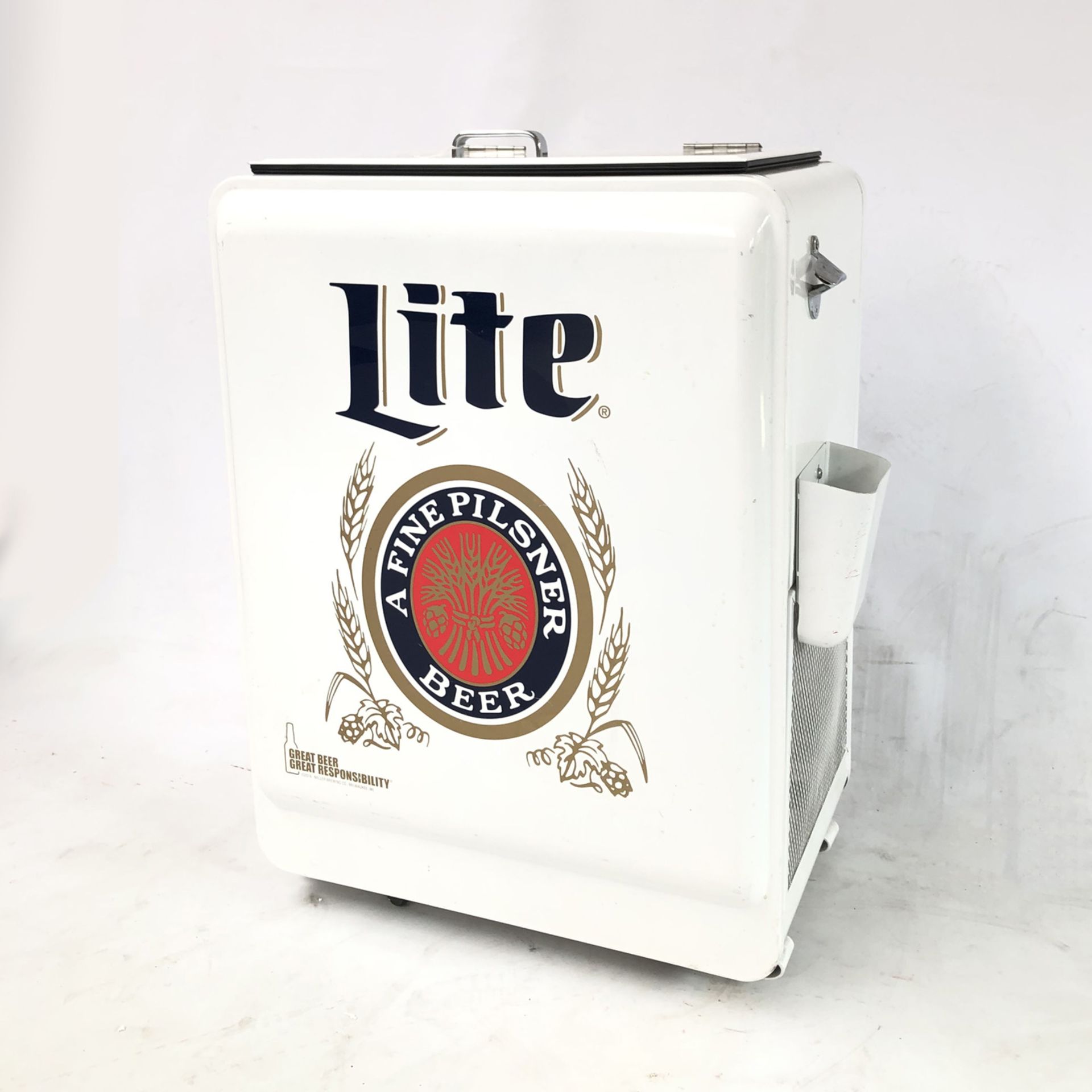 Miller Lite Rolling Cooler/Ice Box - Image 3 of 6