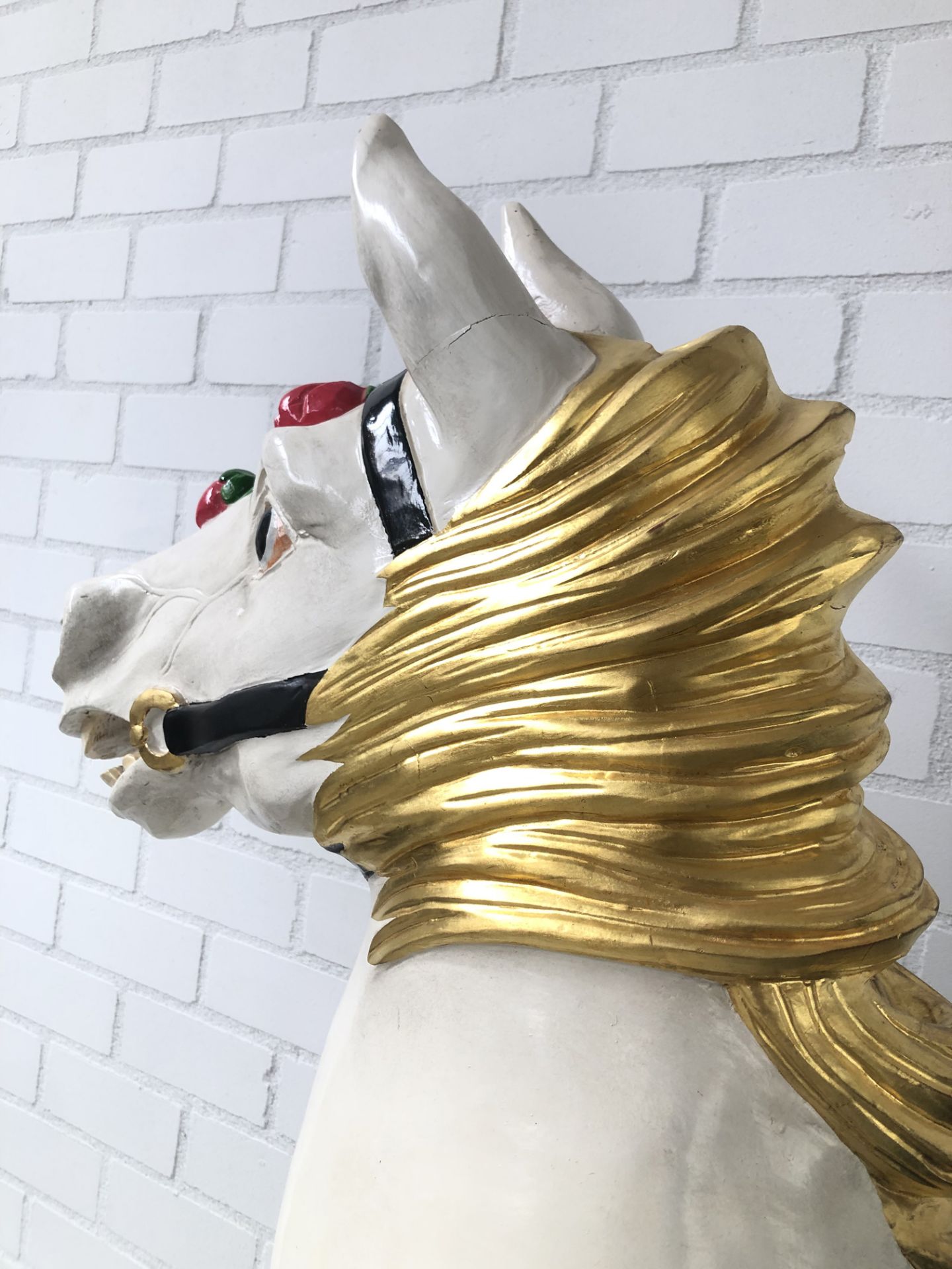 Large carousel horse with gold leaf finish ca. 1990 - Image 12 of 15