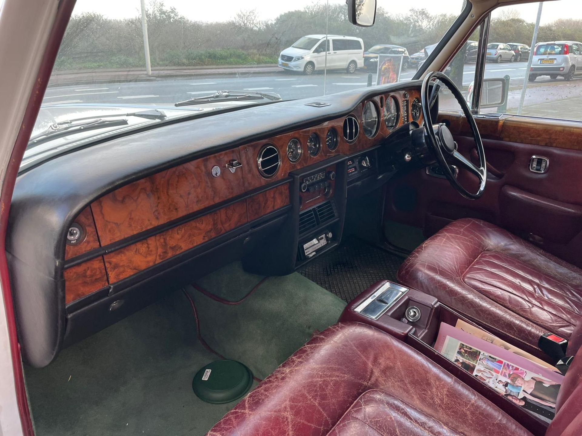 Rolls-Royce Silver-Shadow 6.8 II 1977 White - Image 5 of 25