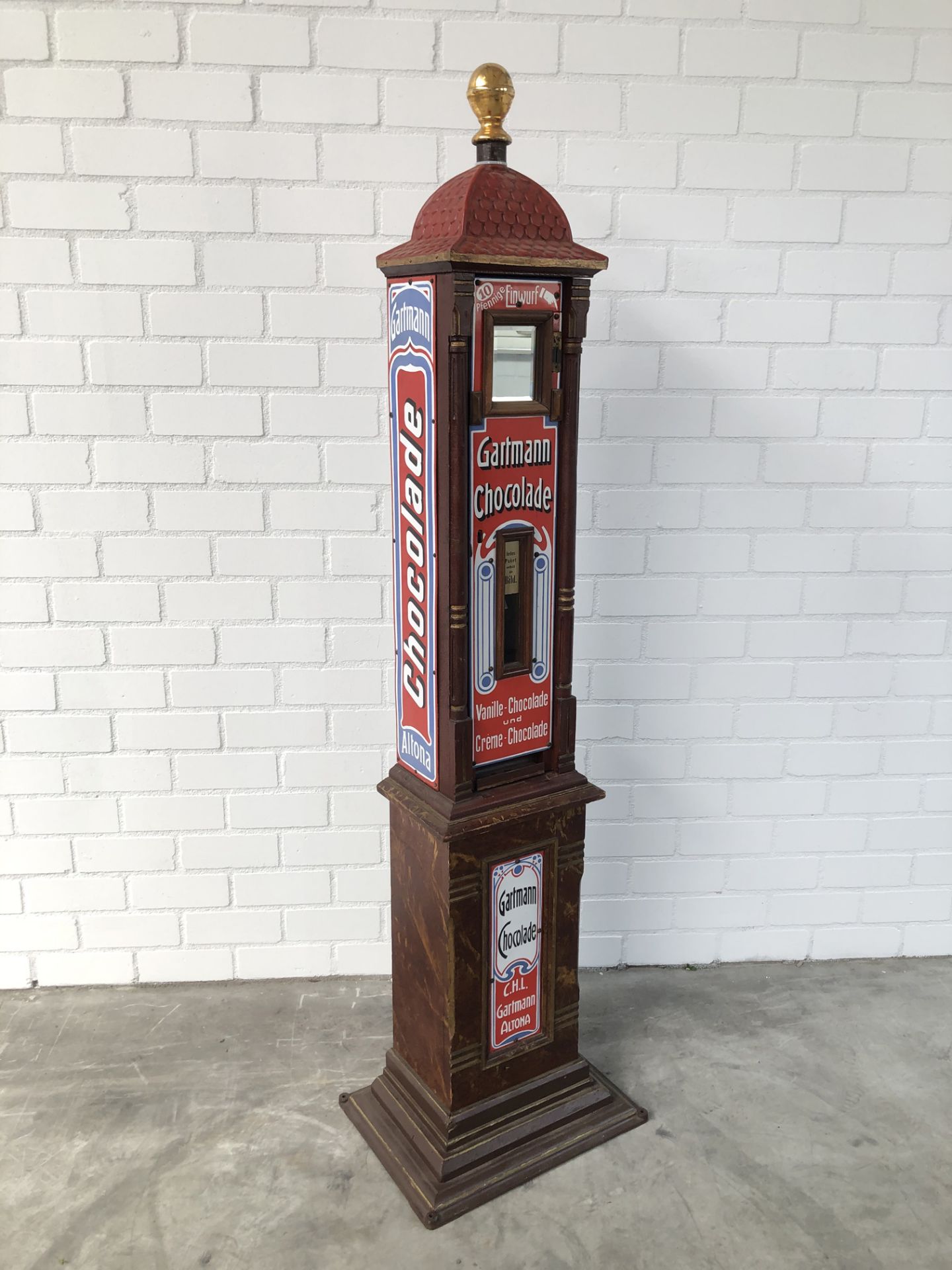 Original 1905 Gartmann Chocolate Vending Machine