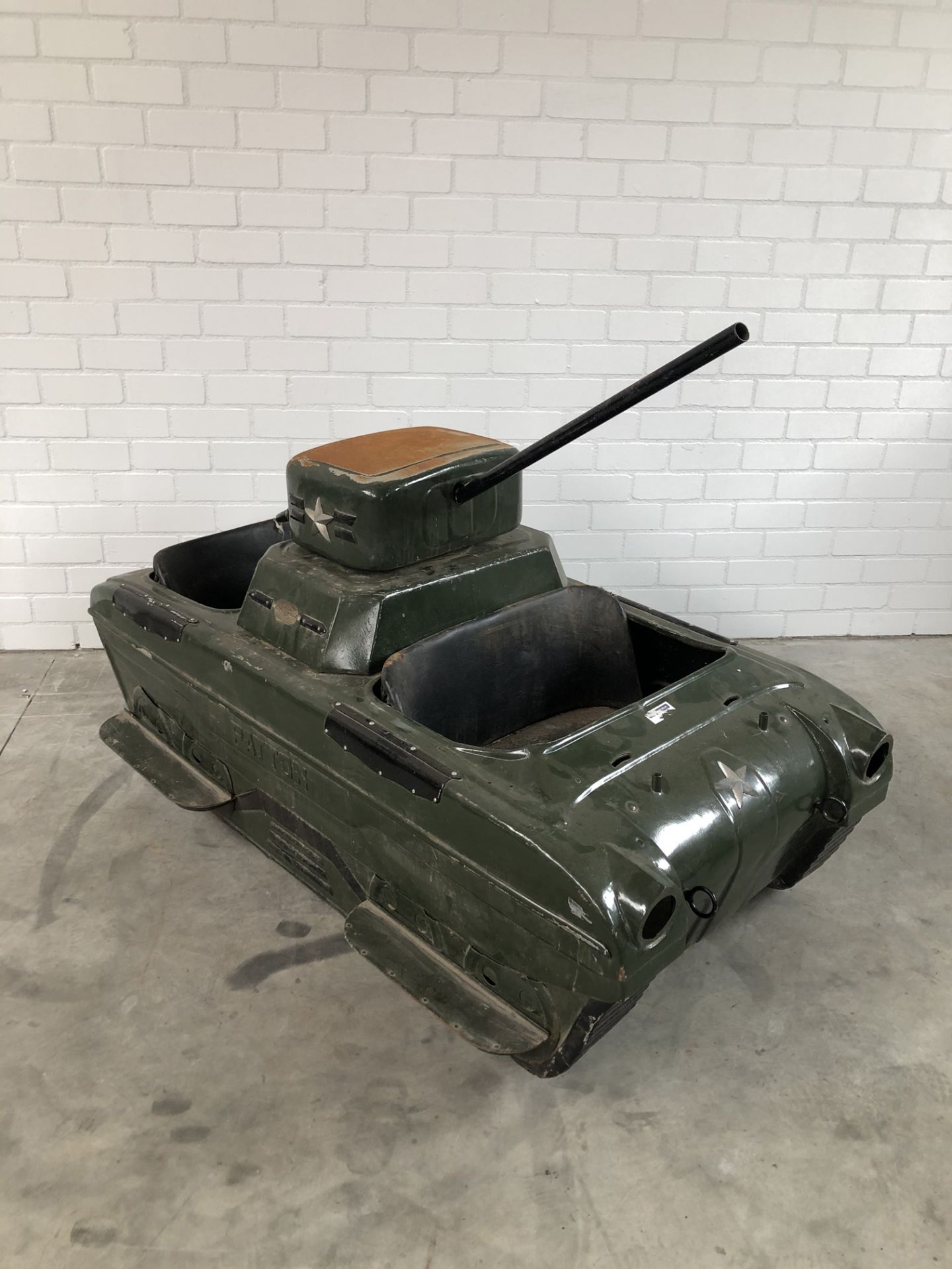 Unrestored L'Autopede Carousel Tank - Image 10 of 16