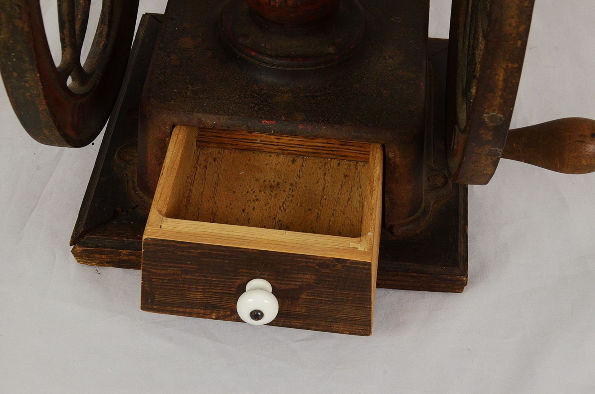 Vintage Landers Fray & Clark coffee grinder - Image 5 of 10