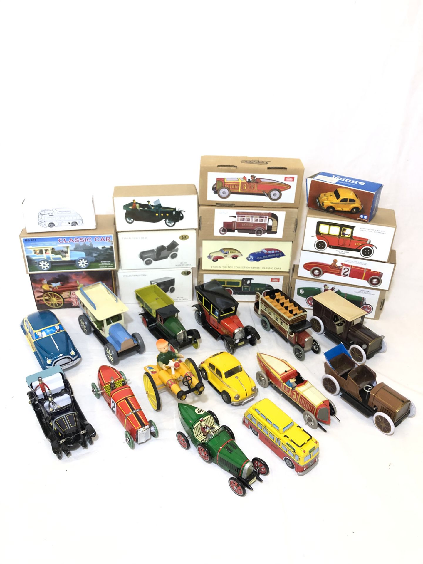 Lot of 14 Tin Toys circa 1980 - Image 2 of 2