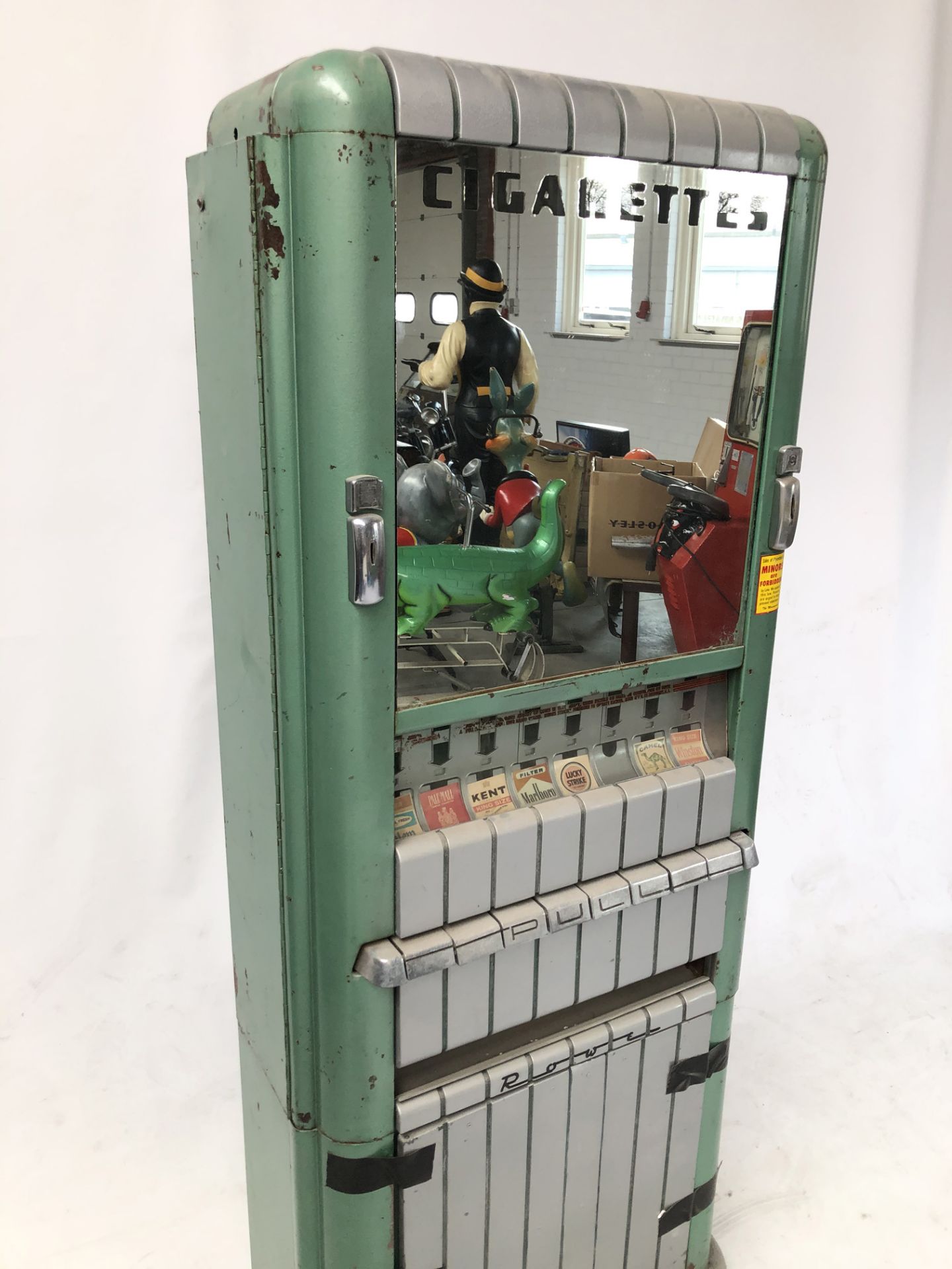 Original Rowe Cigarette Vending Machine - Image 4 of 8